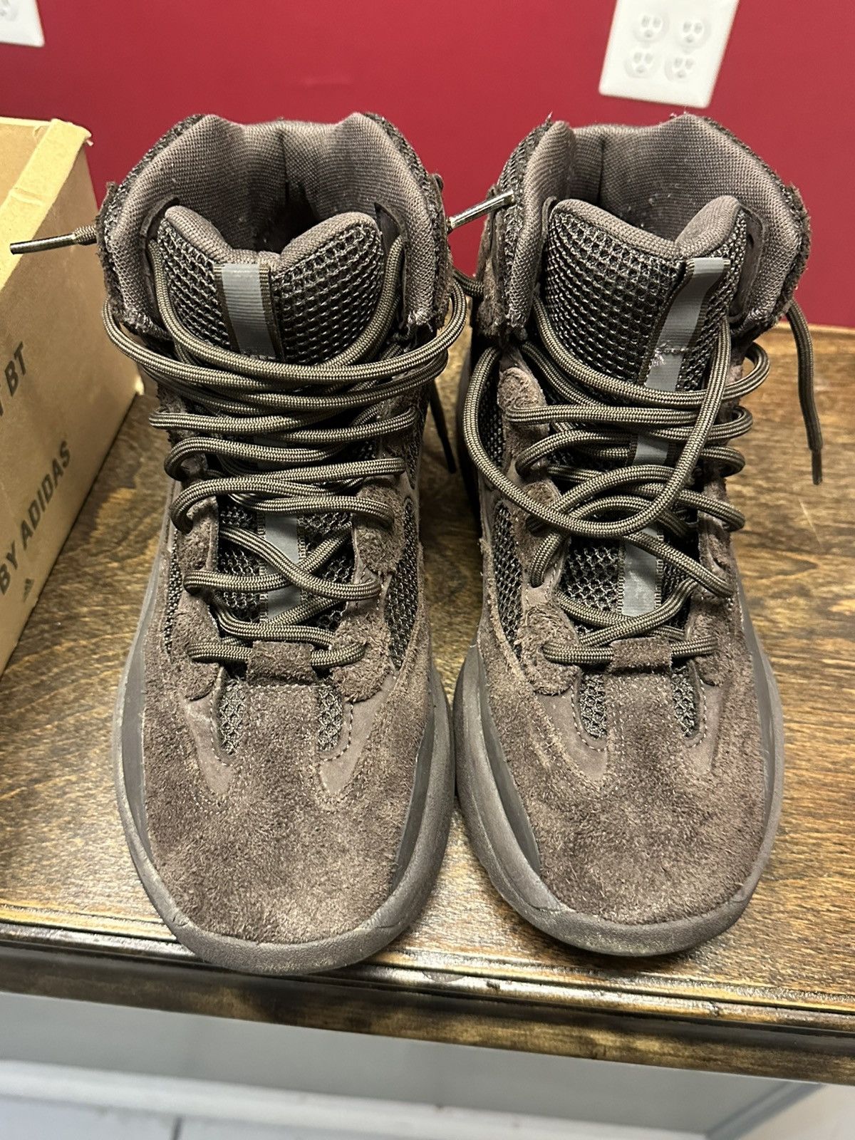 Yeezy YEEZY Desert Boots Size US 9 / EU 42 - 8 Thumbnail