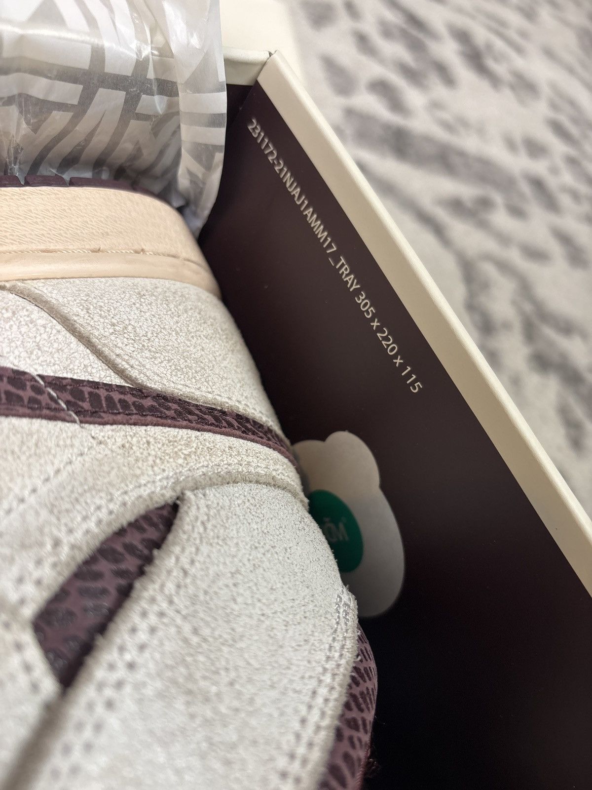 A Ma Maniere × Jordan Brand AIR JORDAN 1 A MA MANIERE Size US 9 / EU 42 - 13 Thumbnail