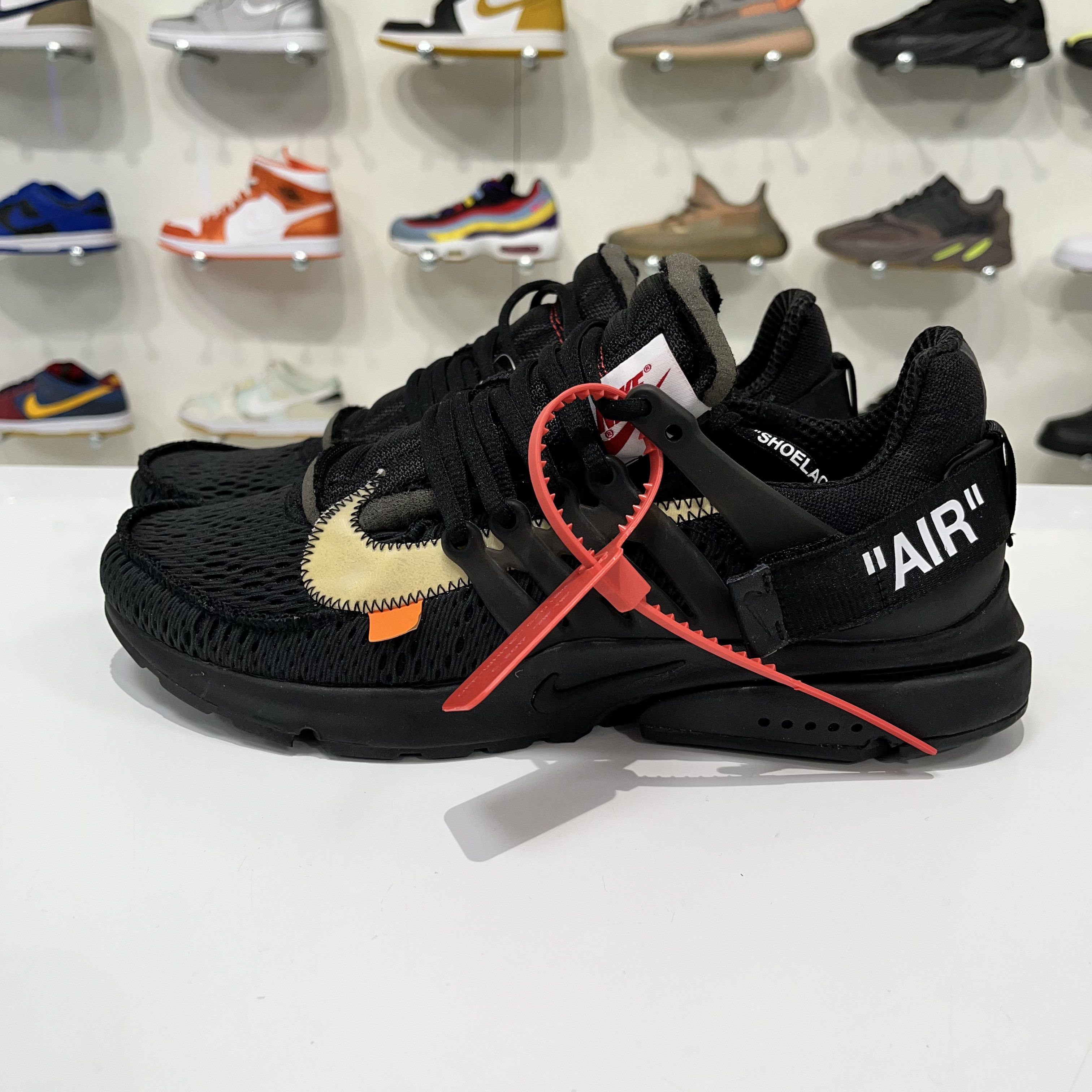 Nike × Off-White Nike Air Presto x Off-White Black (2018) Size US 10 / EU 43 - 3 Thumbnail