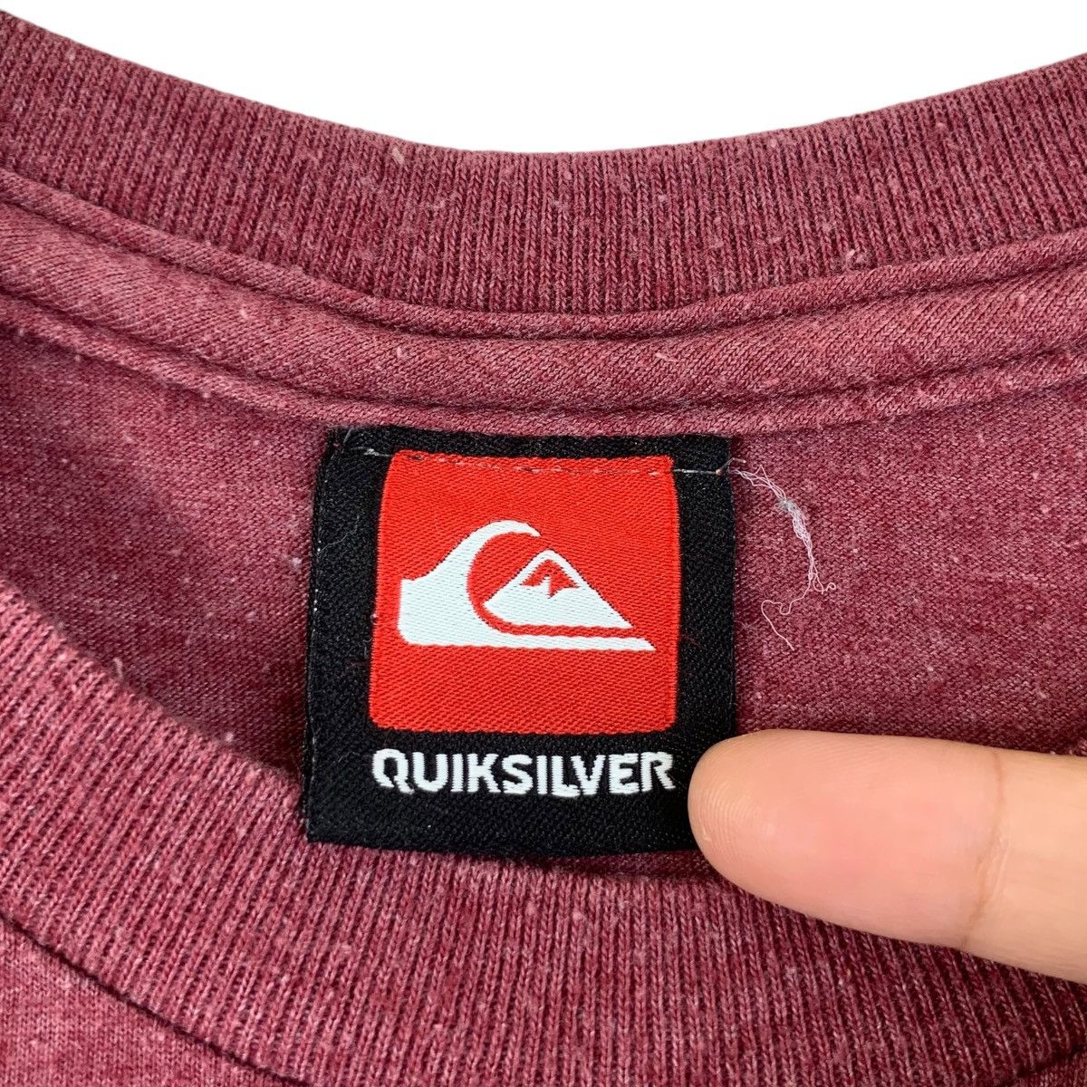 Quiksilver Vintage QUIKSILVER SURF Stock Center Logo Tee Shirt Size US S / EU 44-46 / 1 - 7 Thumbnail