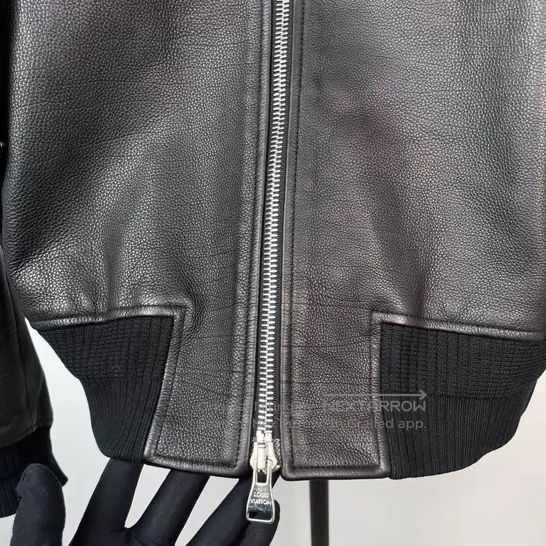 Louis Vuitton Louis Vuitton Black Show Leather Jacket Size US M / EU 48-50 / 2 - 4 Thumbnail