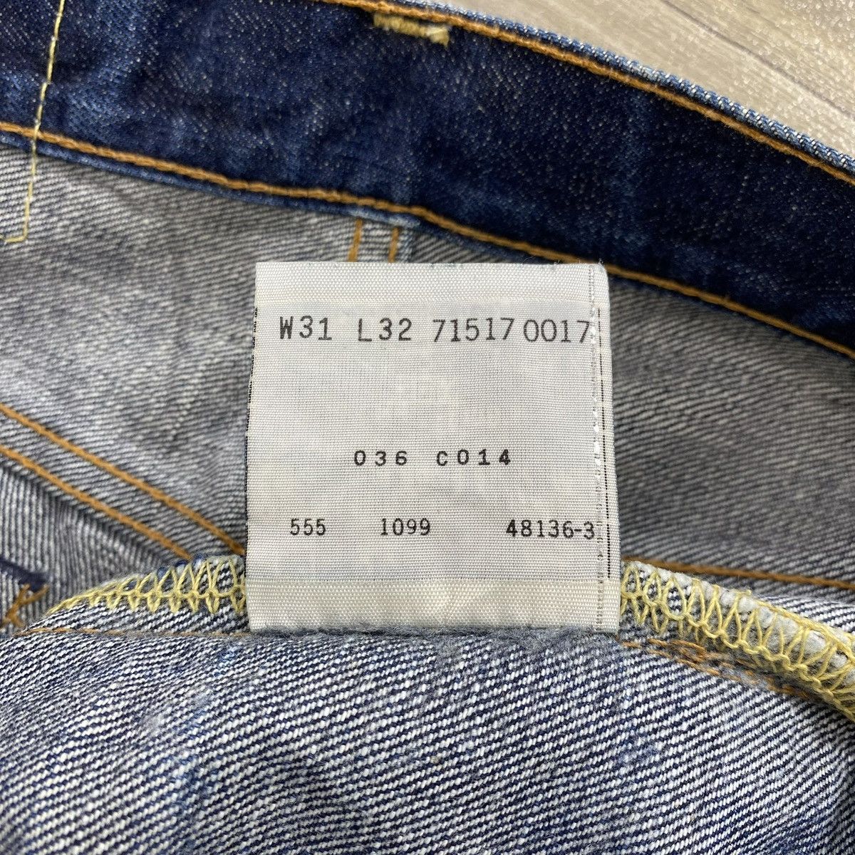 Levi's Vintage Clothing 1990s Vintage Levis 517 Bell Button Bootcut Flared Jeans Size US 31 - 12 Thumbnail