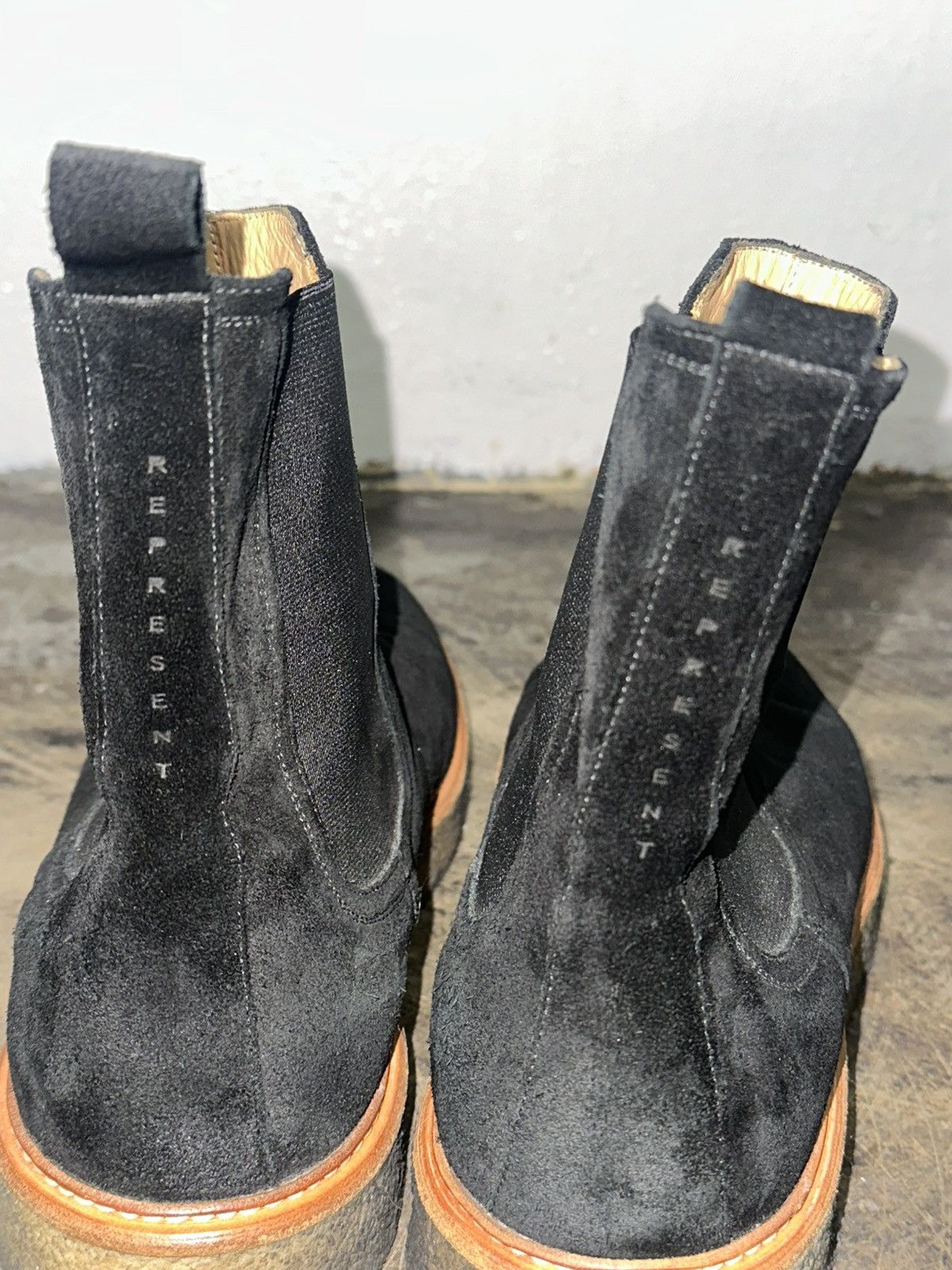 Represent Clo. Represent Suede Chelsea Boot in Black Size 10 Made in Italy Size US 10 / EU 43 - 4 Thumbnail