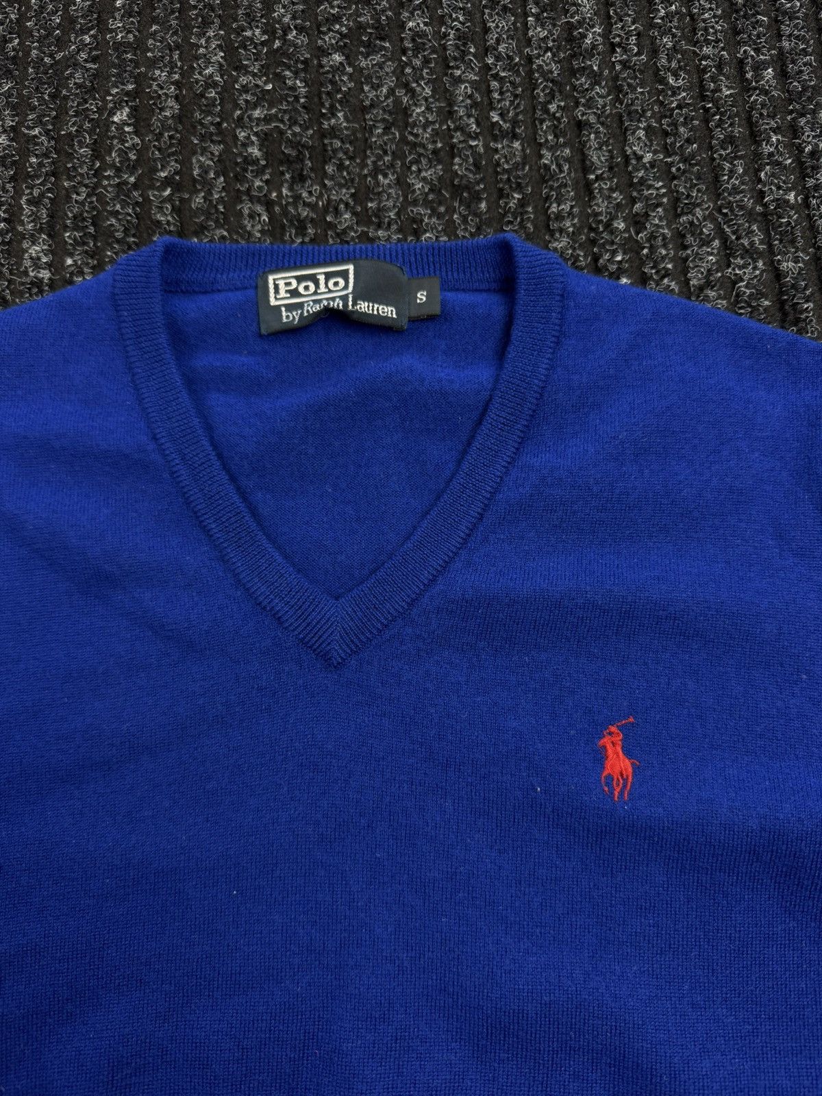 Polo Ralph Lauren Polo Ralph Lauren V Neck Merino Wool Sweater Size S Size US S / EU 44-46 / 1 - 3 Thumbnail