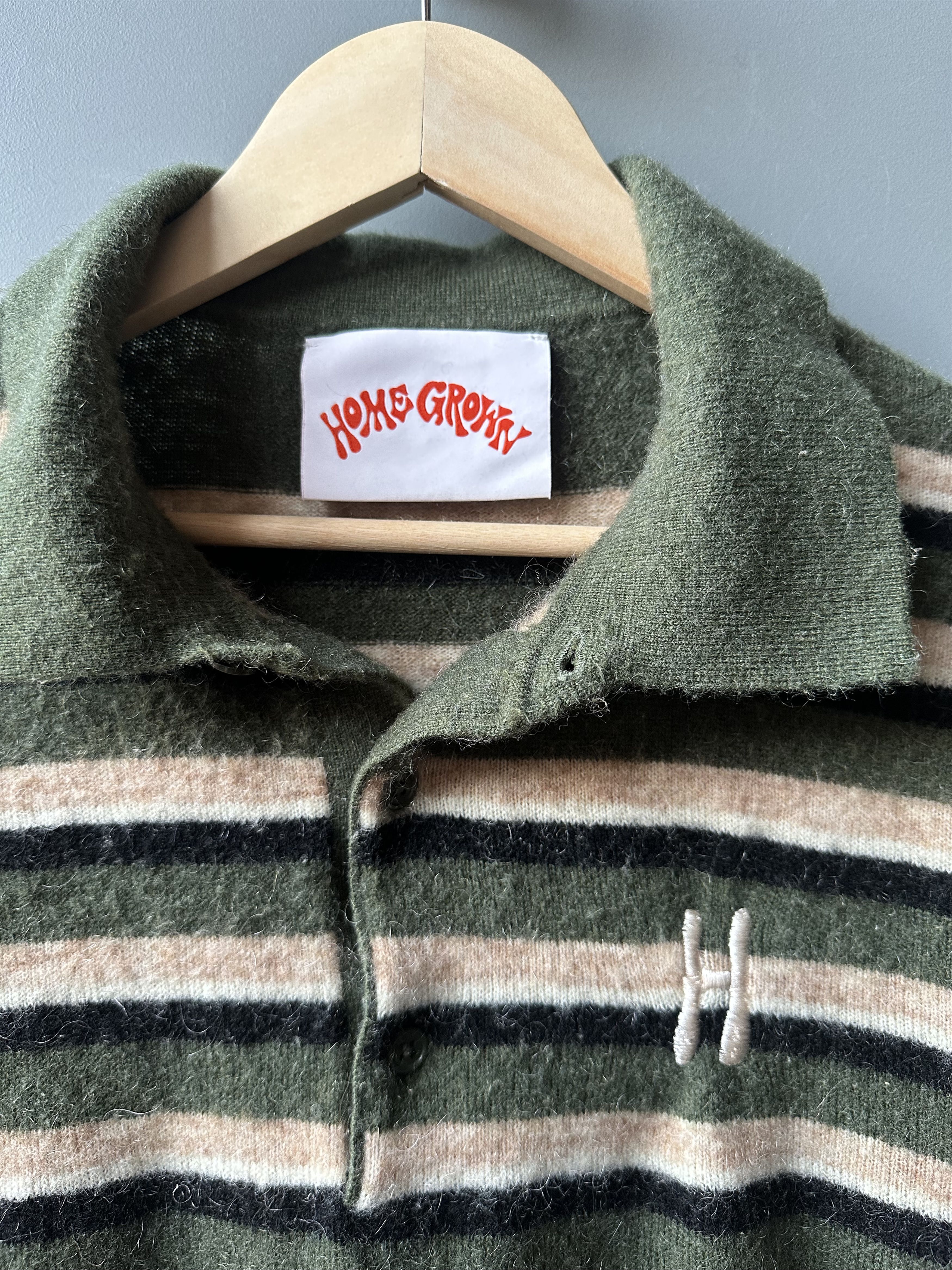 size? Home Grown Size? Mohair Wool Collar Sweater Oversized M Size US M / EU 48-50 / 2 - 3 Thumbnail