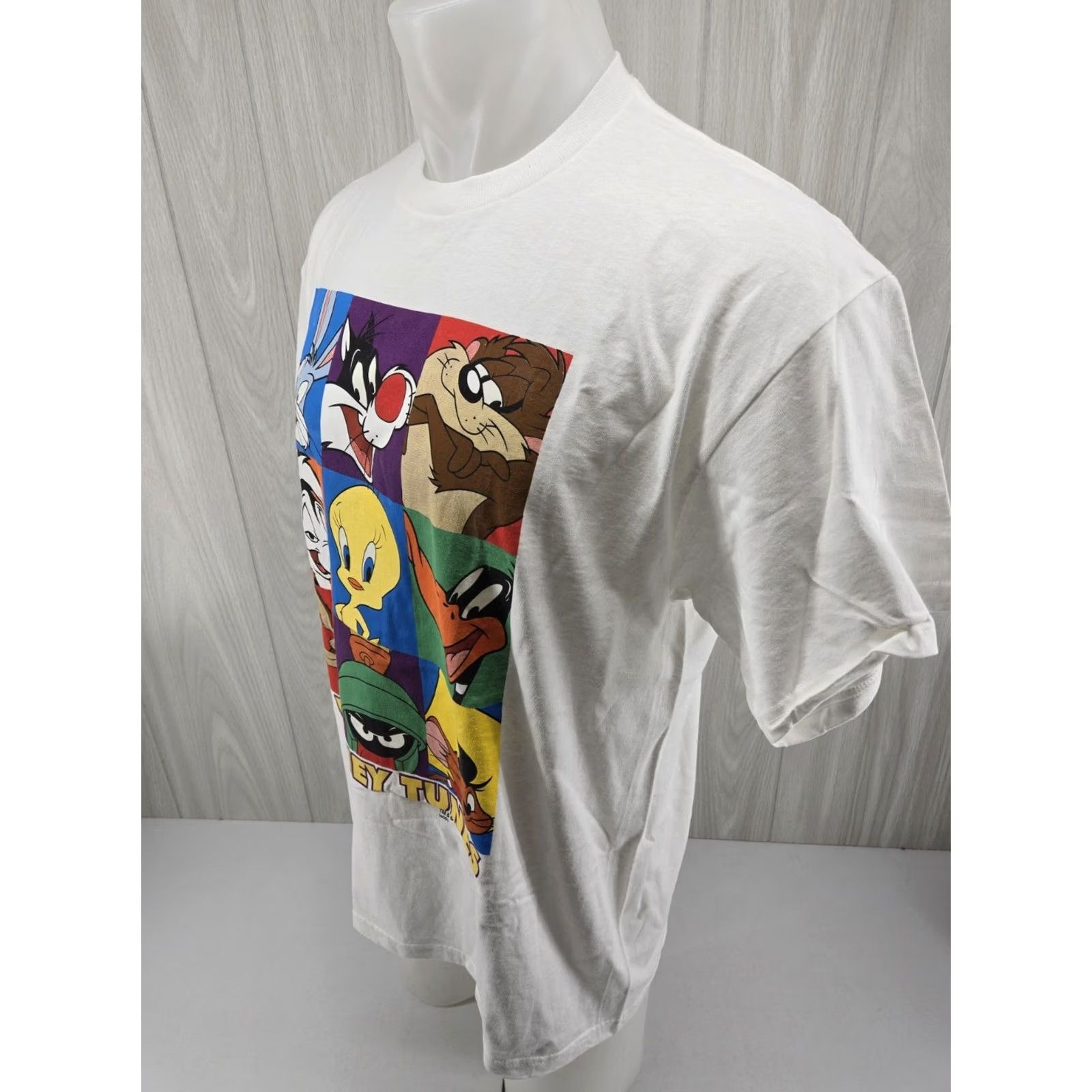 Vintage VINTAGE Looney Tunes Men’s Large T Shirt Graphic Print Cartoon Bugs Bunny Size US L / EU 52-54 / 3 - 5 Thumbnail