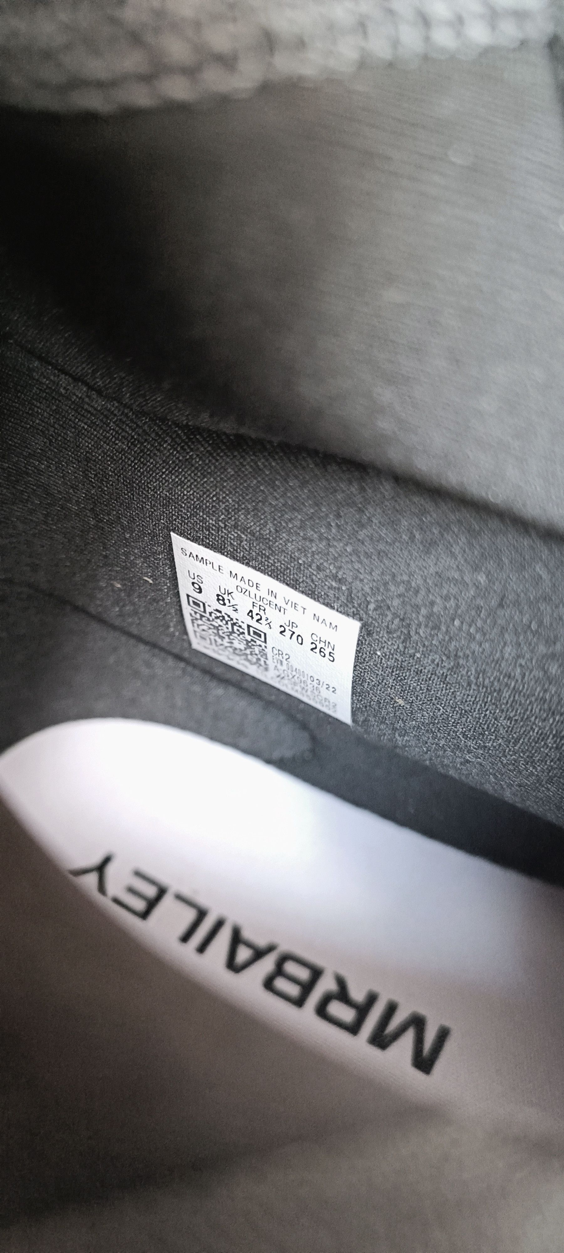 Adidas MRBAILEY® x adidas OZLUCENT Friends & Family 01/60 Size US 9 / EU 42 - 18 Thumbnail