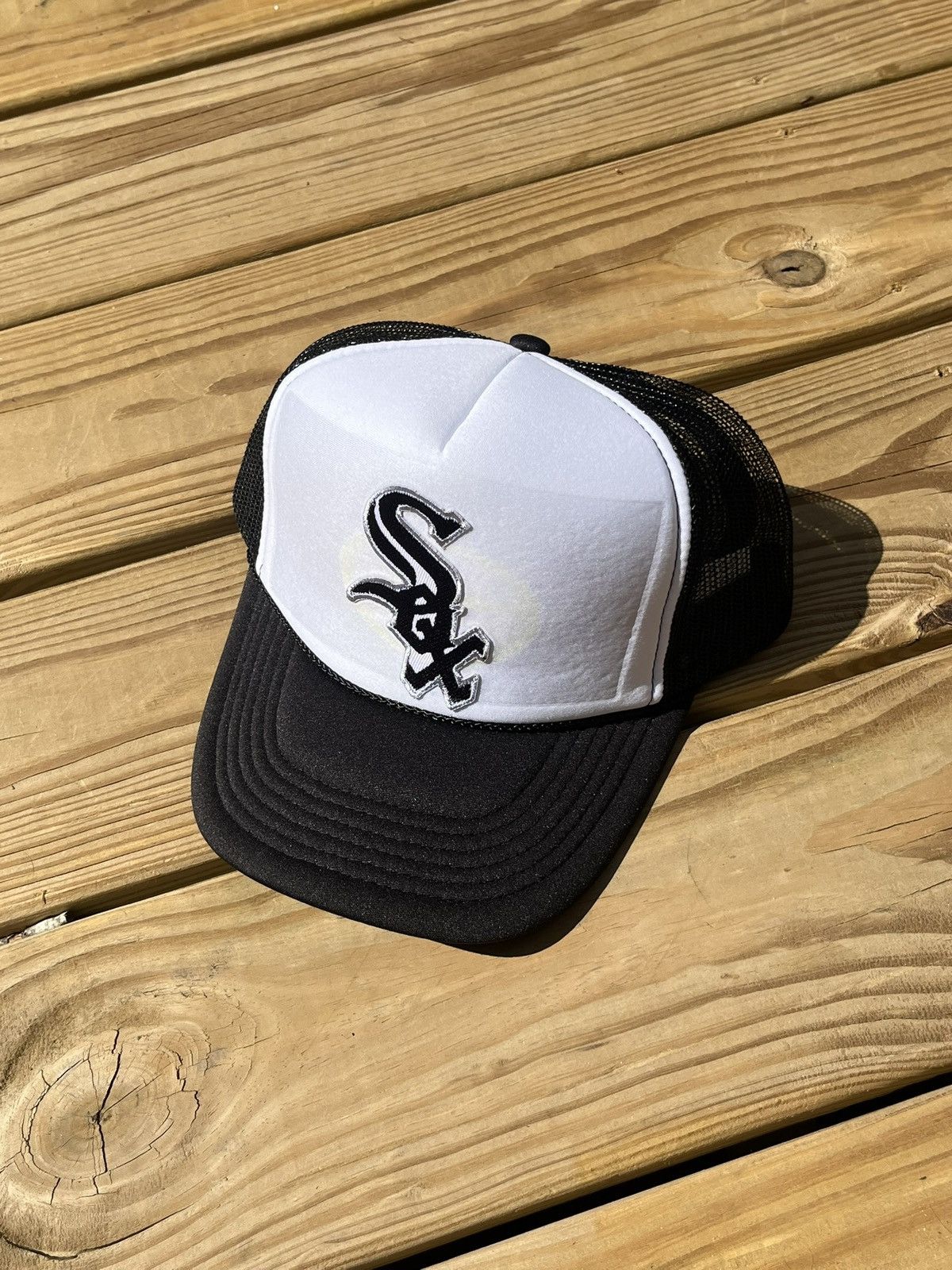 MLB Chicago White Sox Trucker Hat Size ONE SIZE - 1 Preview