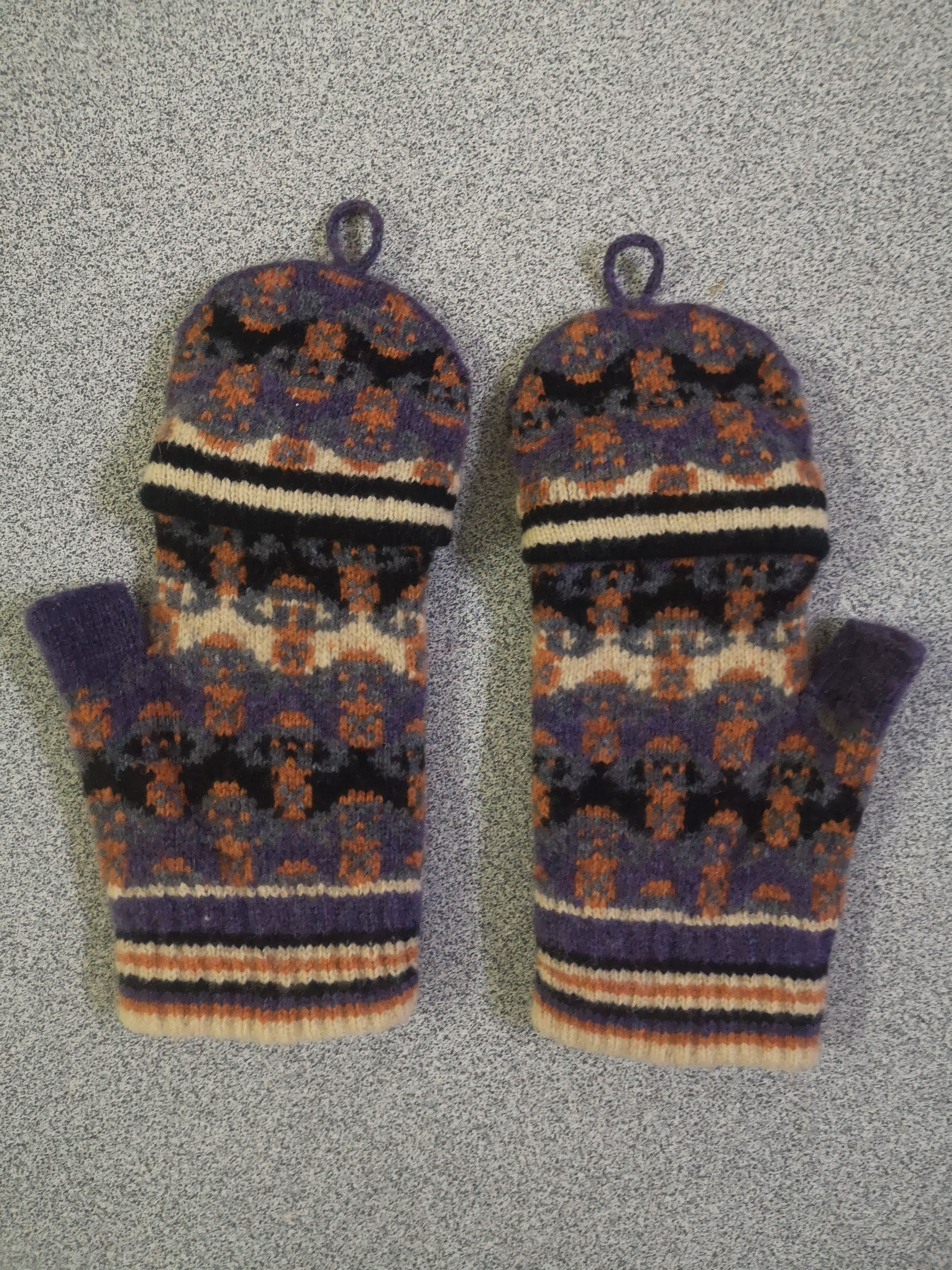 Designer × Vivienne Westwood Vivienne Westwood Glove Size ONE SIZE - 5 Thumbnail