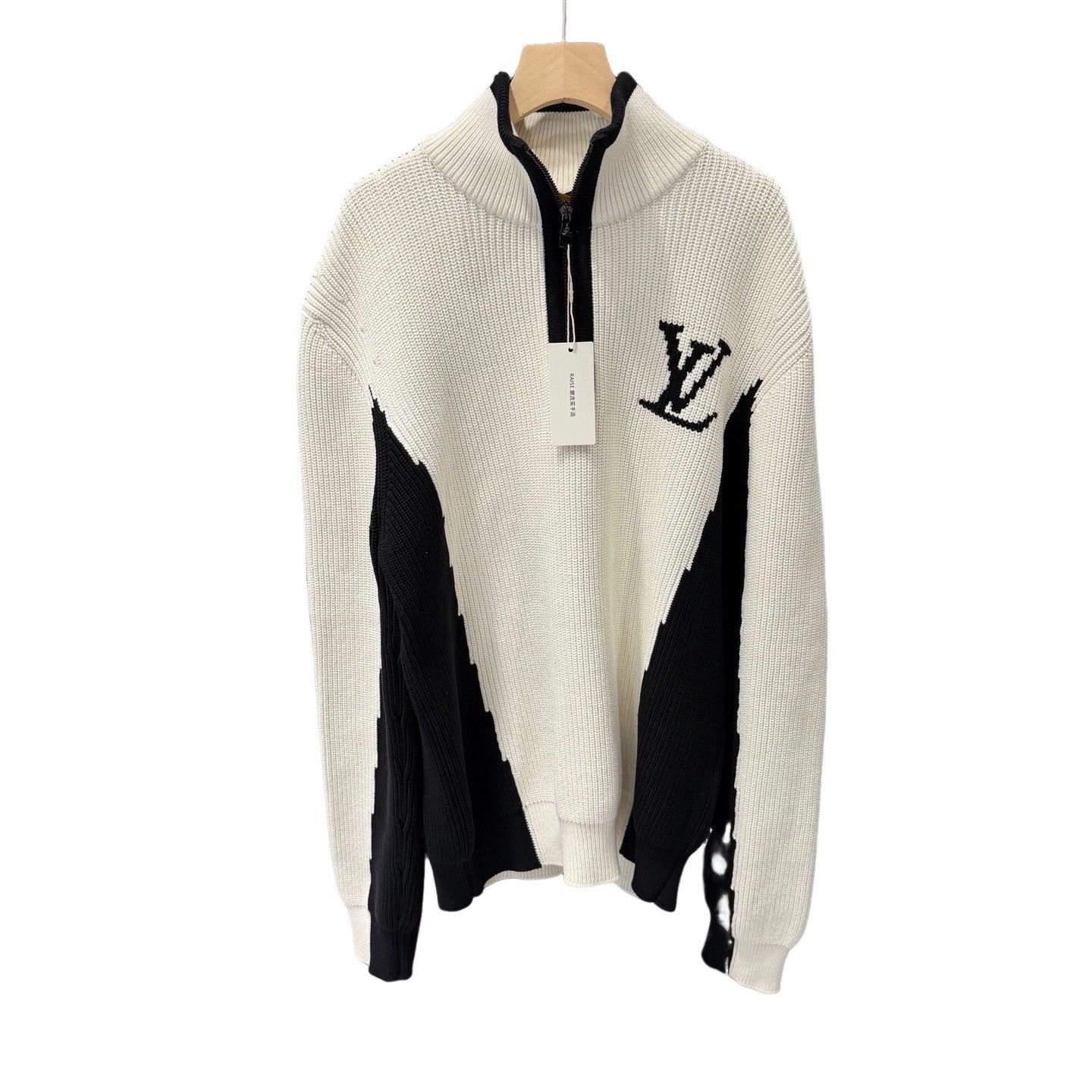 Louis Vuitton Louis Vuitton Logo Half Zip Sweater Size L Size US L / EU 52-54 / 3 - 1 Thumbnail