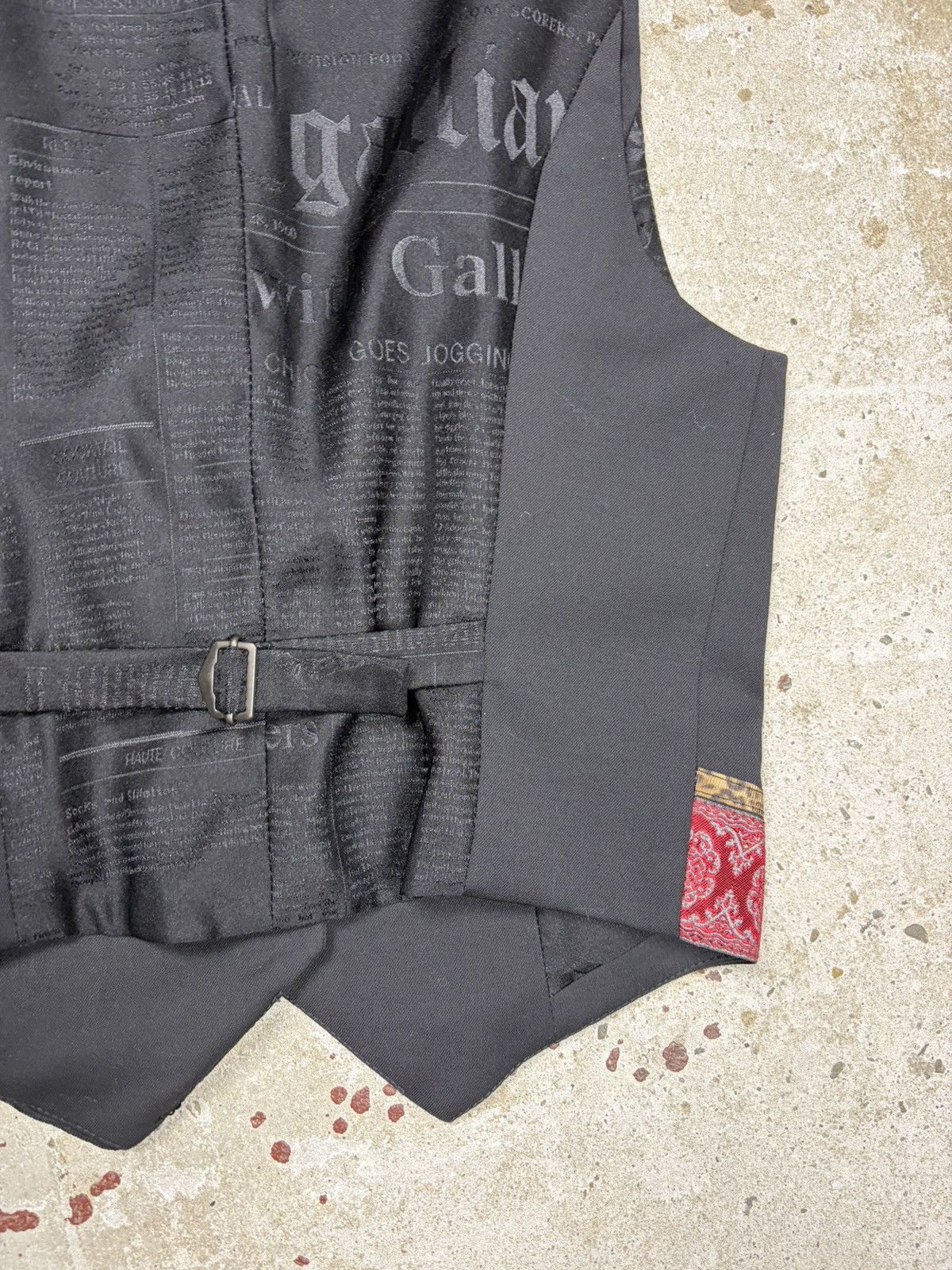 John Galliano John Galliano Embellished Embroidered Printstripe Vest Size S / US 4 / IT 40 - 12 Thumbnail