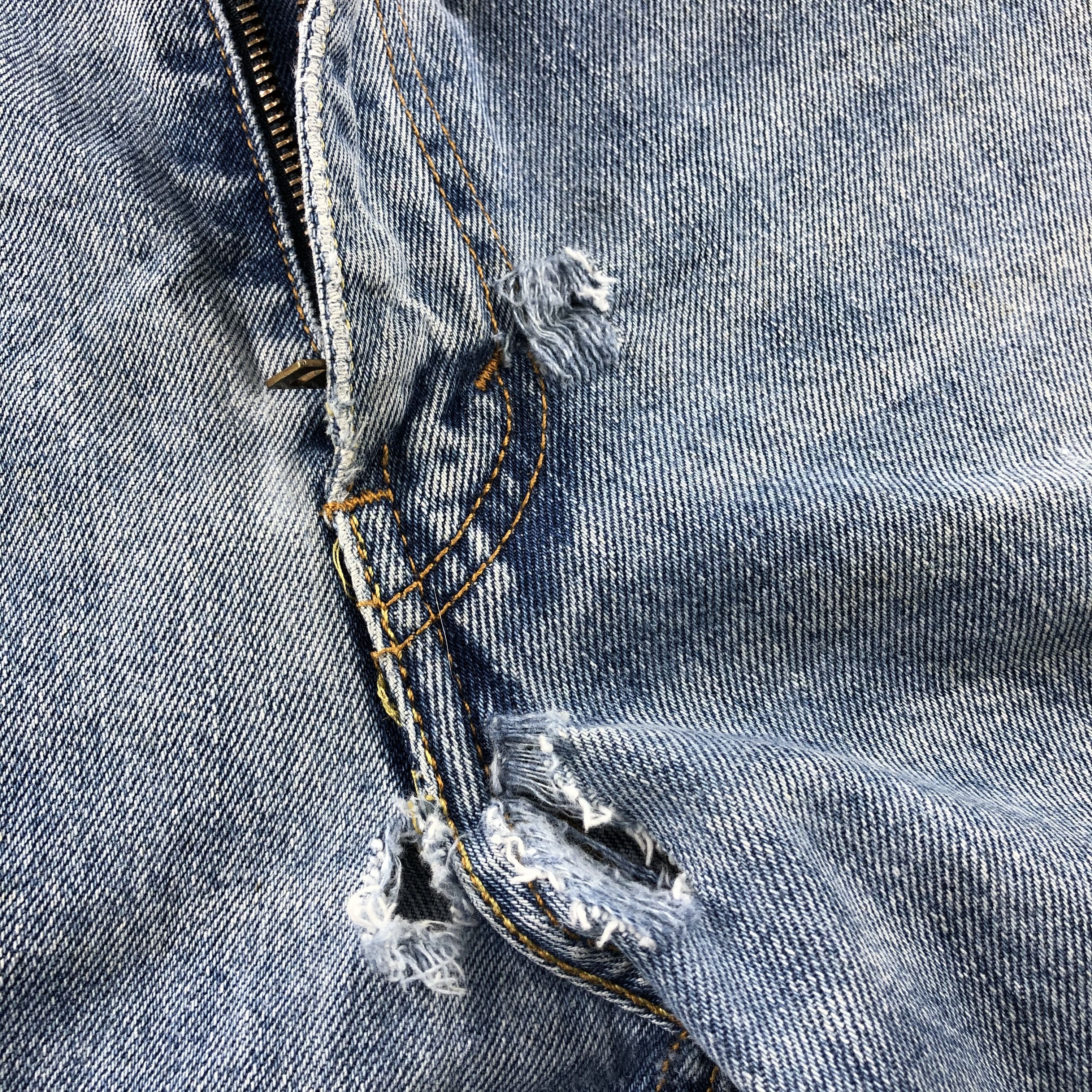 Levi's × Vintage Vintage Blue Wash Levis 550 Jeans-JM1685 Size US 35 - 9 Thumbnail