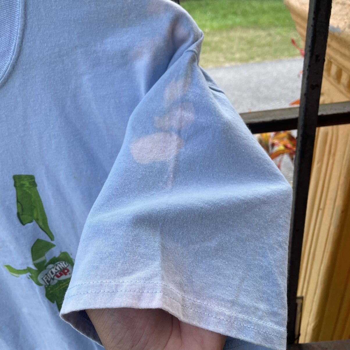 Fucking Awesome × Vintage 🔥🔥Fucking Awesome 7 Up Drink Crash Trash Bleach Tee Size US L / EU 52-54 / 3 - 6 Thumbnail