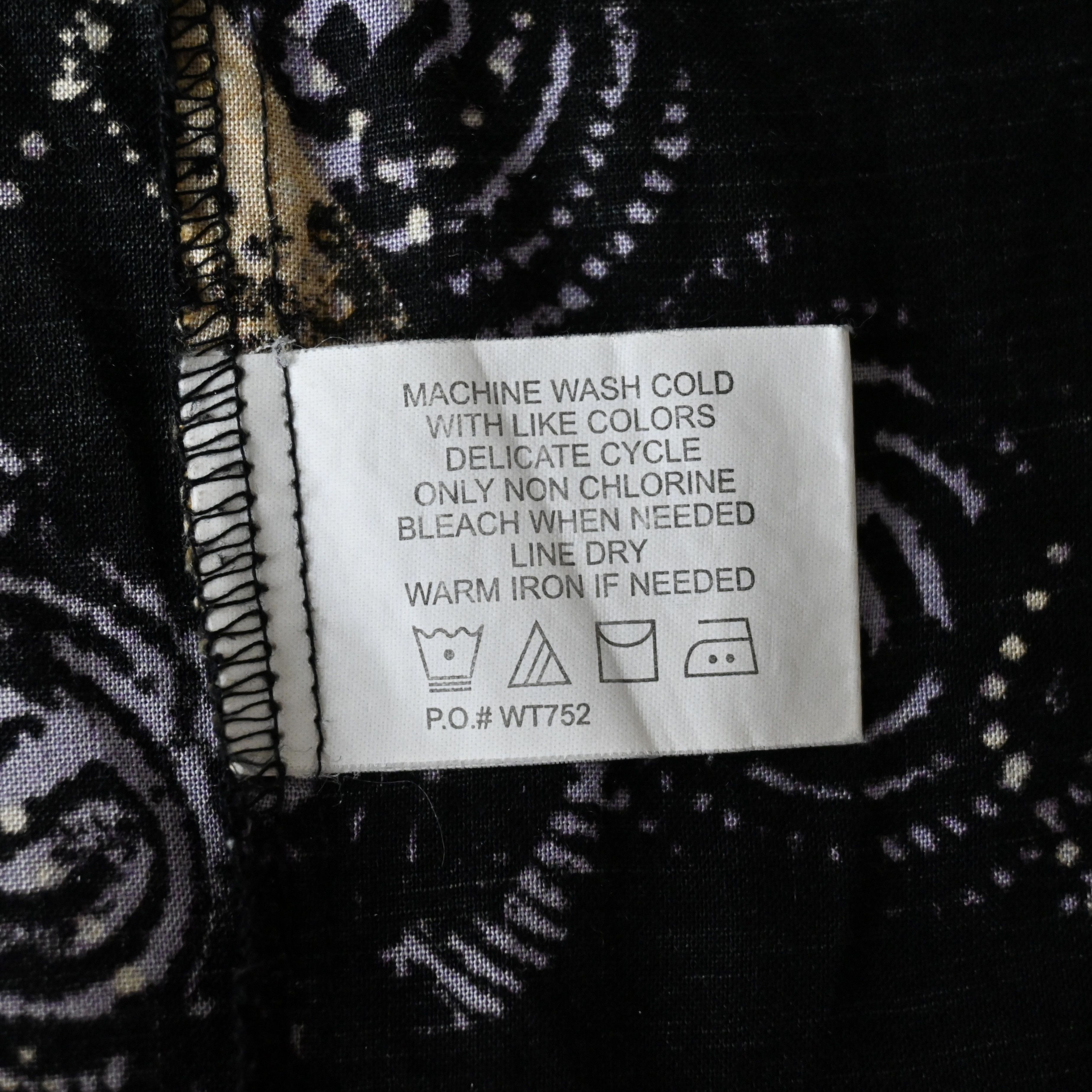 Puritan VTG 90s Puritan geometric pattern rayon shirt, Lakers color Size US XL / EU 56 / 4 - 9 Thumbnail