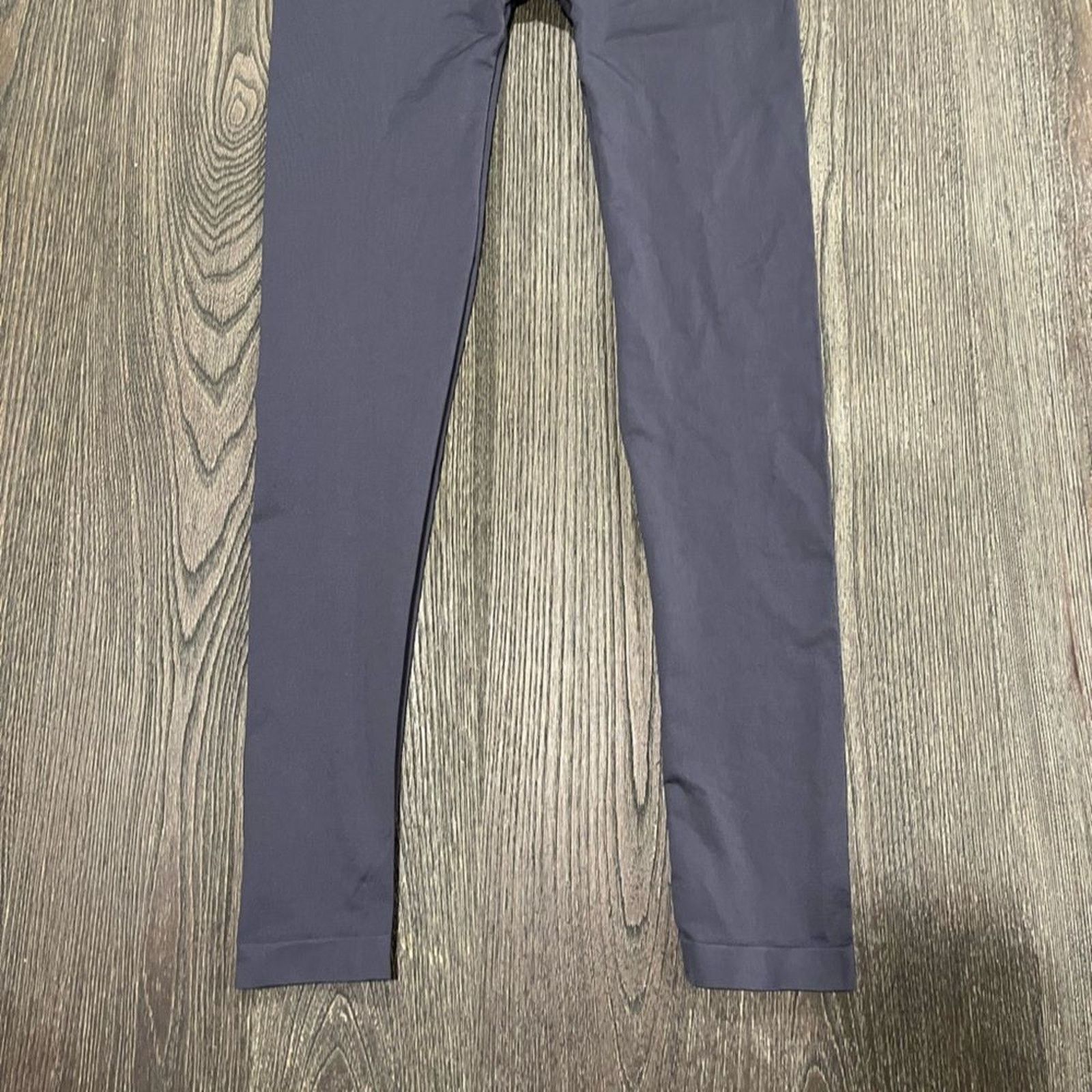 Gymshark Gymshark Leggings Mid Rise Pull-On Elastic Waist Size 27" / US 4 / IT 40 - 5 Thumbnail