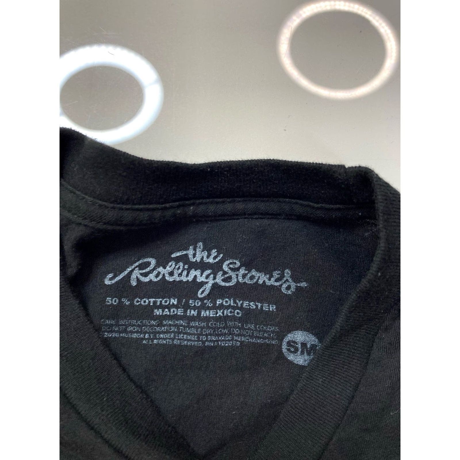Vintage The Rolling Stones Shirt Women Small Crew Neck Cotton Black Short Sleeve T-Shirt Music Retro 1970s Casual Mens/Mens Girls/Girls Size S / US 4 / IT 40 - 4 Thumbnail