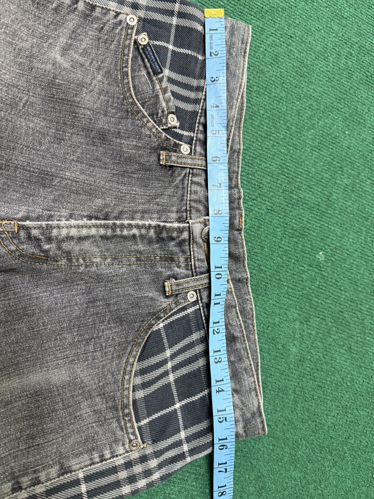 Burberry Vintage Burberry Jeans Pants rare distressed look a like Size US 32 / EU 48 - 13 Thumbnail