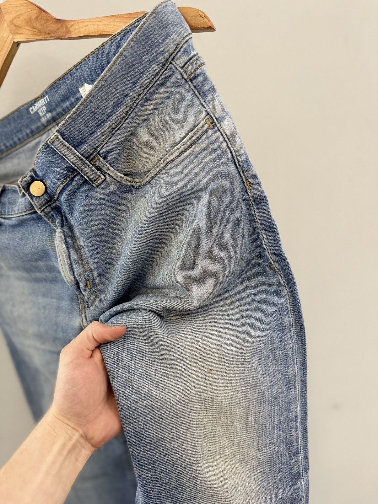 Carhartt × Carhartt Wip × Vintage Crazy Vintage 90s Carhartt Jeans Relaxed Fit Light Wash Work Size US 33 - 9 Thumbnail