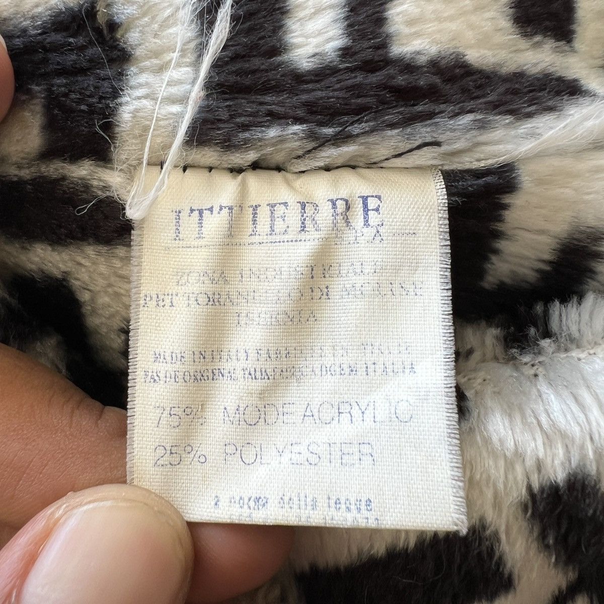 Fendi 🔥 Vintage Fendi Reversible Vest Size US M / EU 48-50 / 2 - 10 Thumbnail