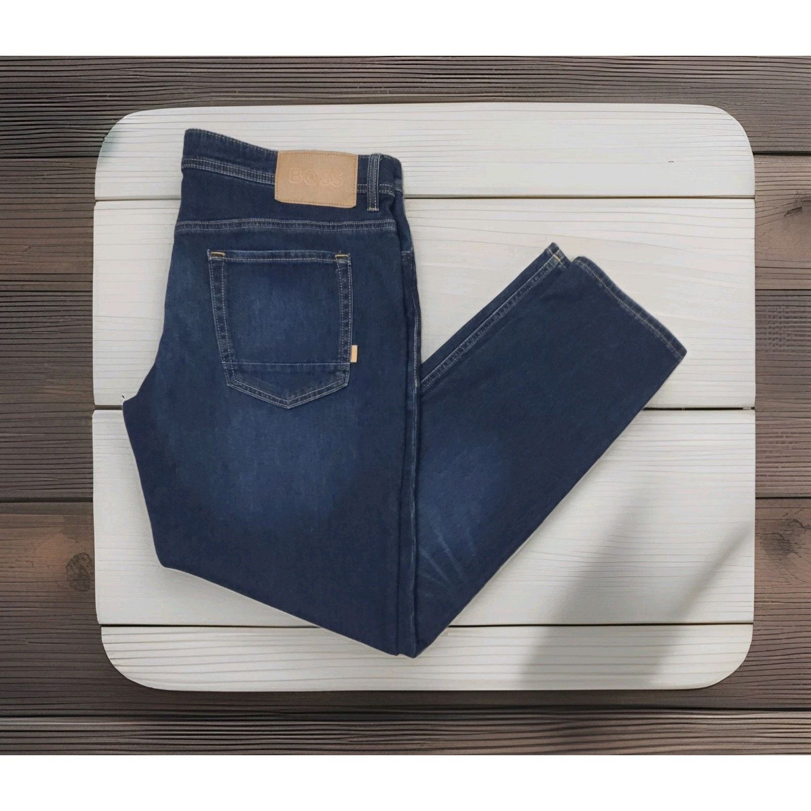 Hugo Boss Hugo Boss Mens Jeans Tapered Fit Stretch Dark Blue Wash 38 Size US 38 / EU 54 - 4 Thumbnail