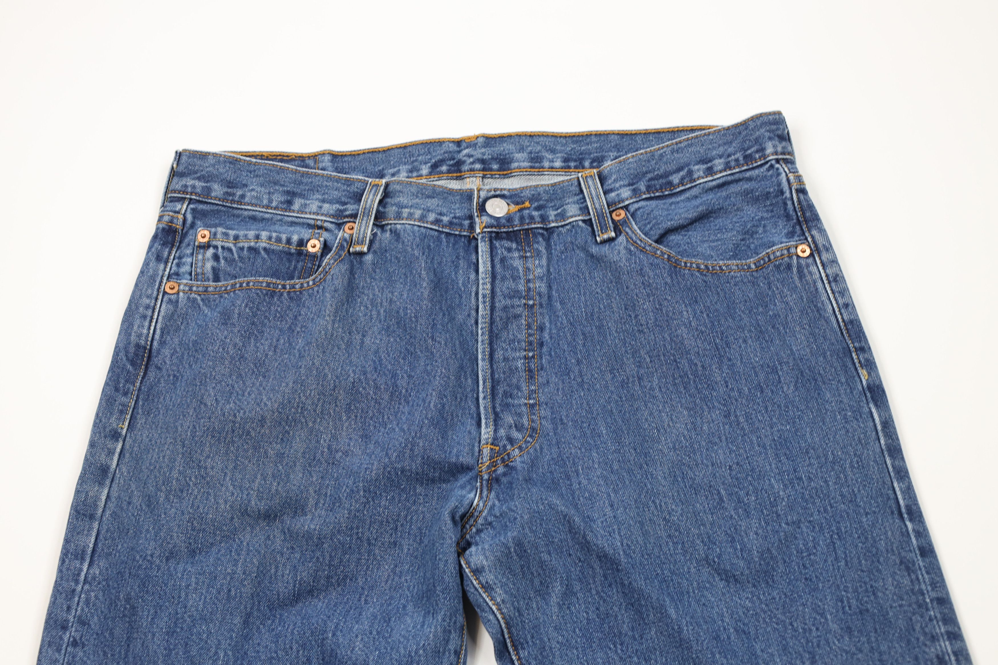 Levi's Vintage Y2K 2006 Levis 501xx Fly Original Fit Denim Jeans Size US 36 / EU 52 - 2 Thumbnail