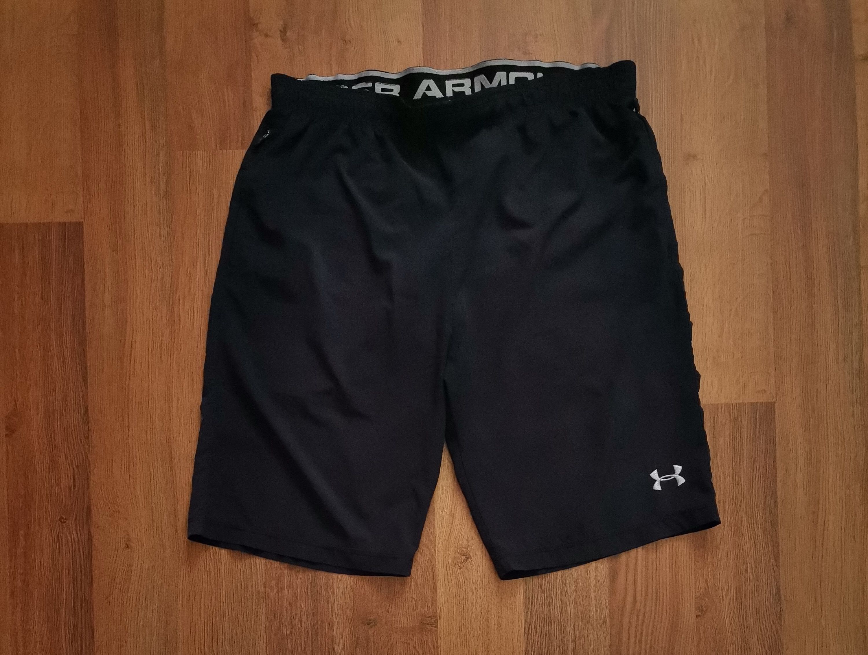 Under Armour Under Armour Shorts Size US 34 / EU 50 - 1 Thumbnail