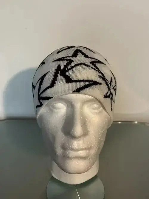 VIBE Y2K Star Beanie (white) Size ONE SIZE - 2 Thumbnail