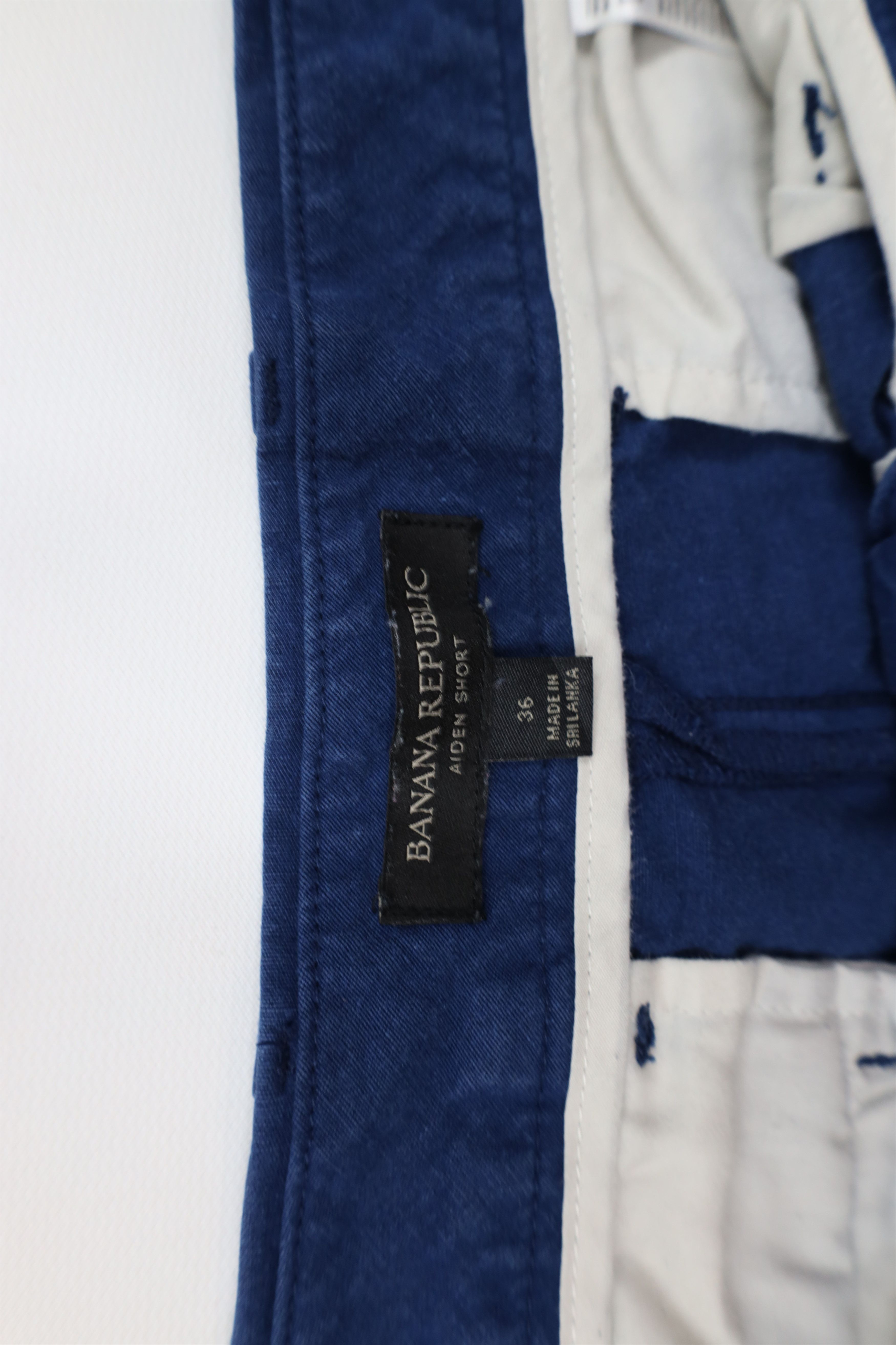 Banana Republic Banana Republic Blend Aiden Above Knee Chino Shorts Blue Size US 36 / EU 52 - 7 Thumbnail