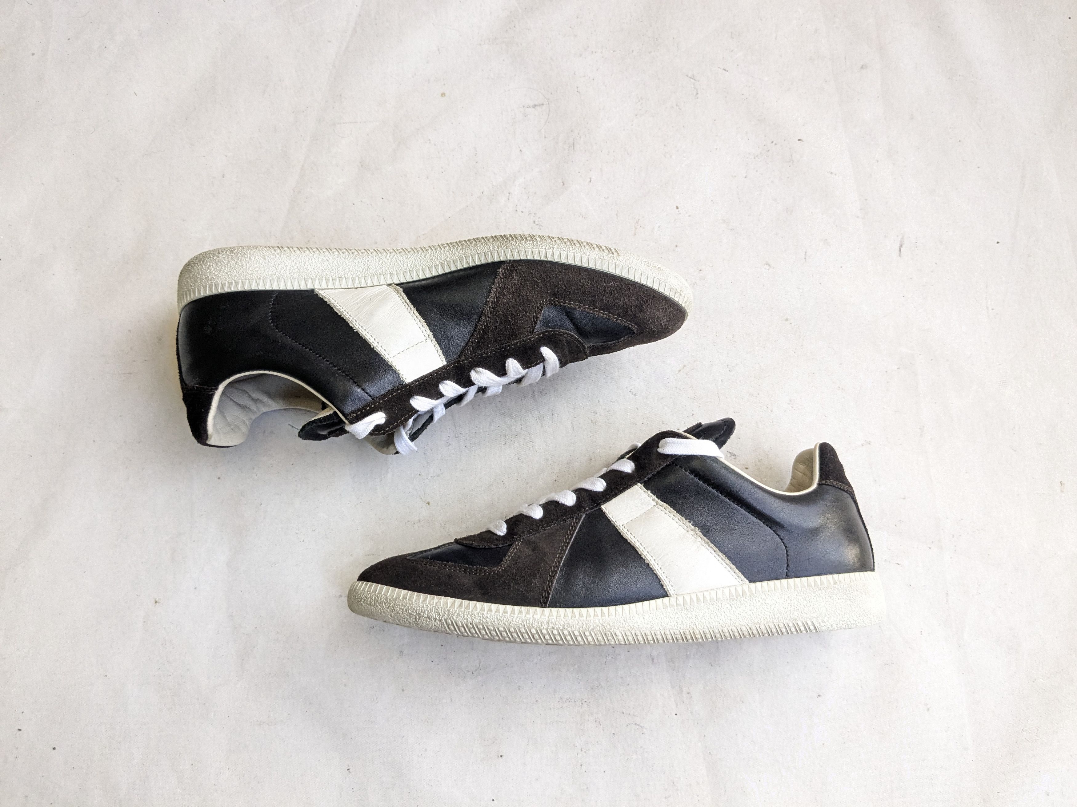 Maison Margiela Maison Margiela Gat Sneaker Low Black White 40 7 Suede Size US 7 / EU 40 - 4 Thumbnail