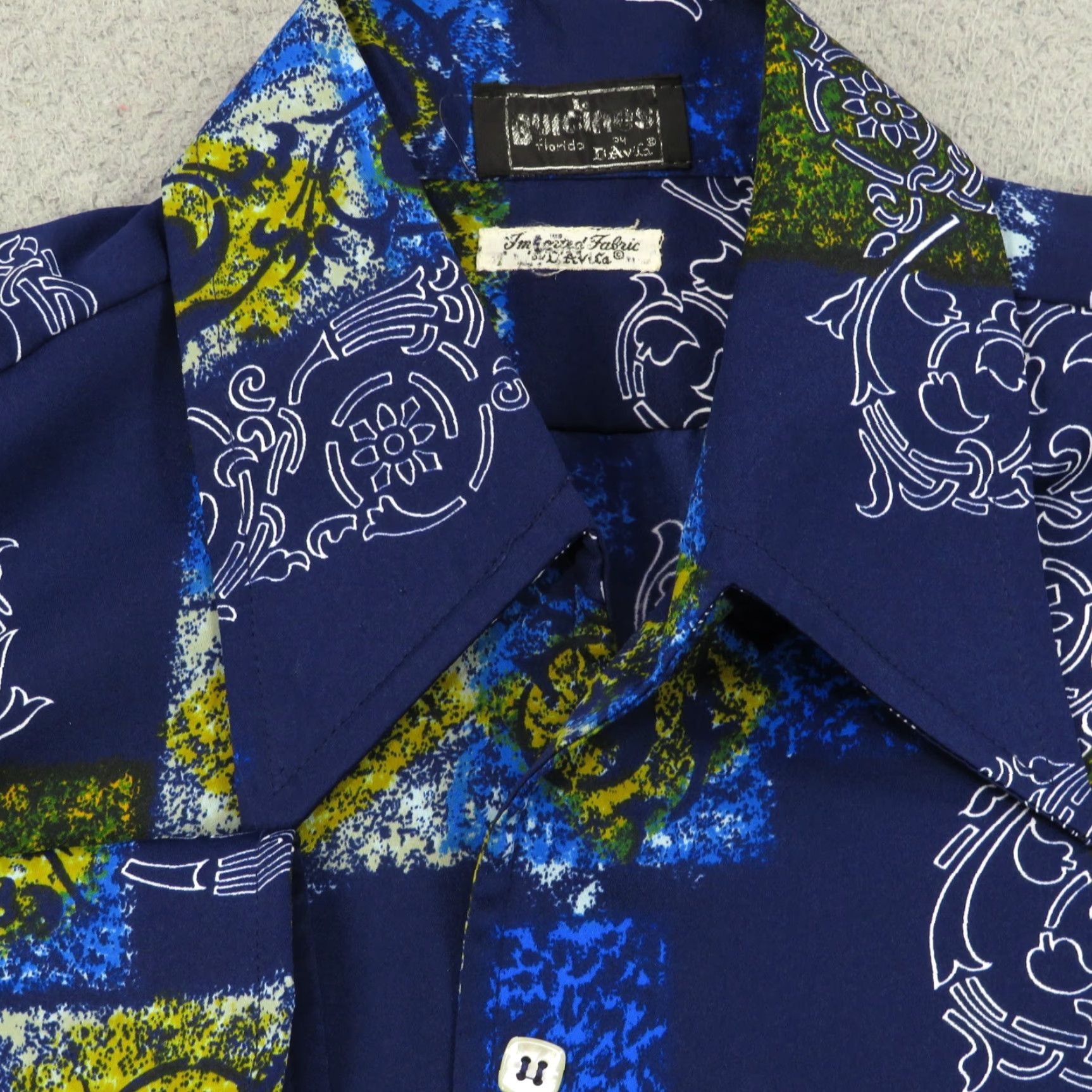 Vintage VTG D'Avila Shirt Medium Mens Butterfly Dagger Collar 70s Hawaiian Button-Up Blue Size US M / EU 48-50 / 2 - 2 Thumbnail