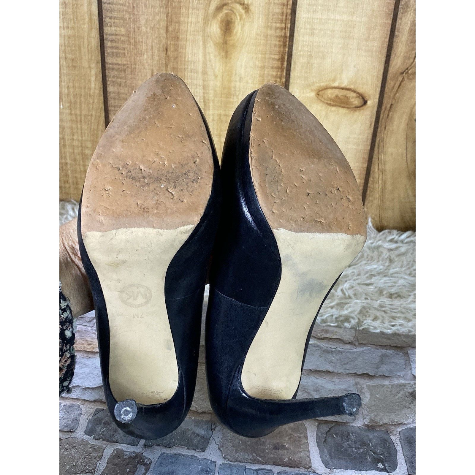 Michael Kors Michael Kors Hamilton Pump Sz 7 Platform Heel Black Leather Size US 7 / IT 37 - 9 Thumbnail
