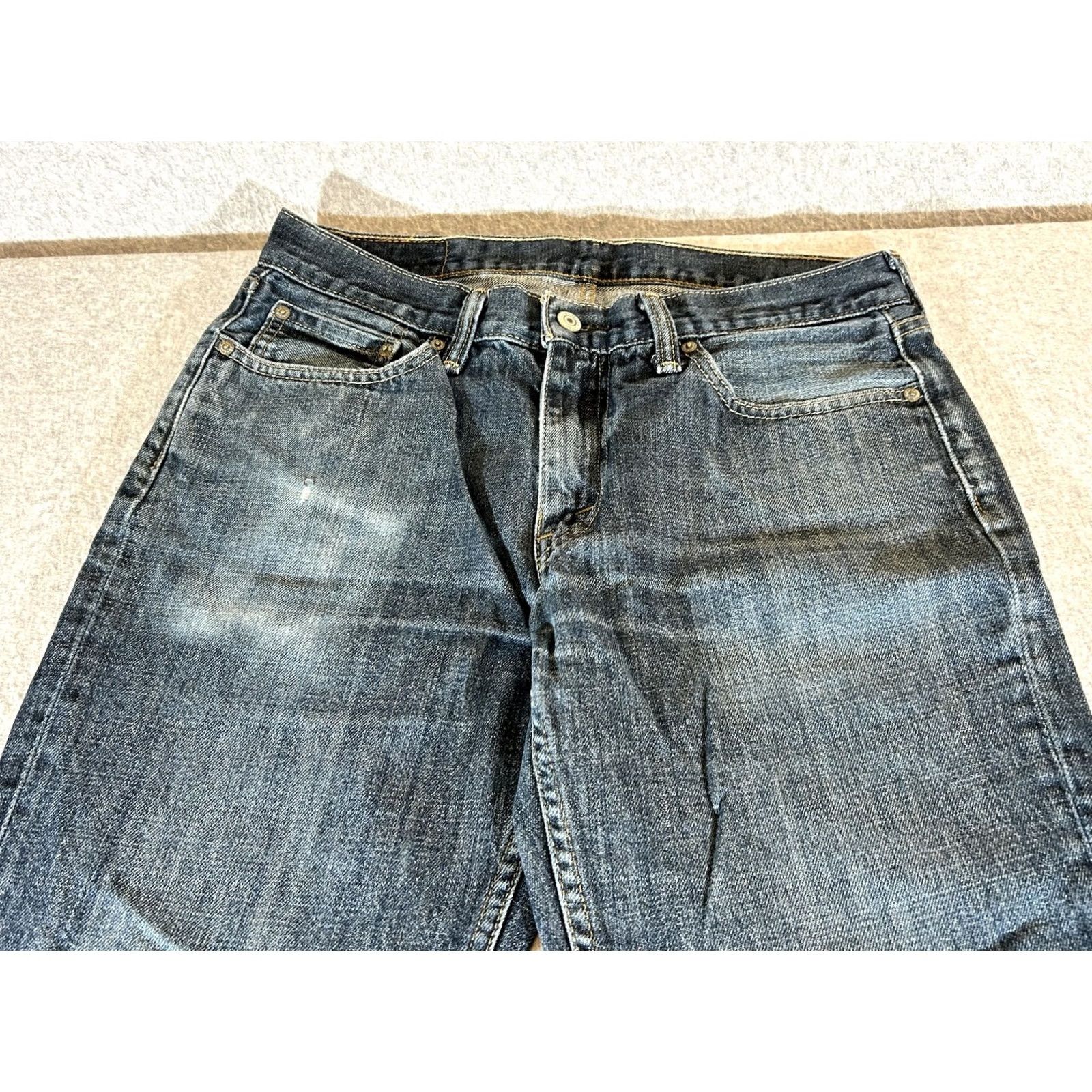 Levi's Levi's 514 Jeans Mens 32x32 Straight Regular Fit Medium Wash Blue Denim Distressed Pockets Regular Mens 32 Blue Size US 32 / EU 48 - 4 Thumbnail