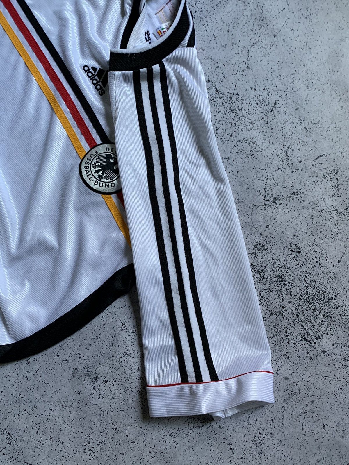 Adidas RARE🔥 1998/99 Adidas Germany Soccer Jersey Vintage T-shirt Size US XL / EU 56 / 4 - 10 Thumbnail