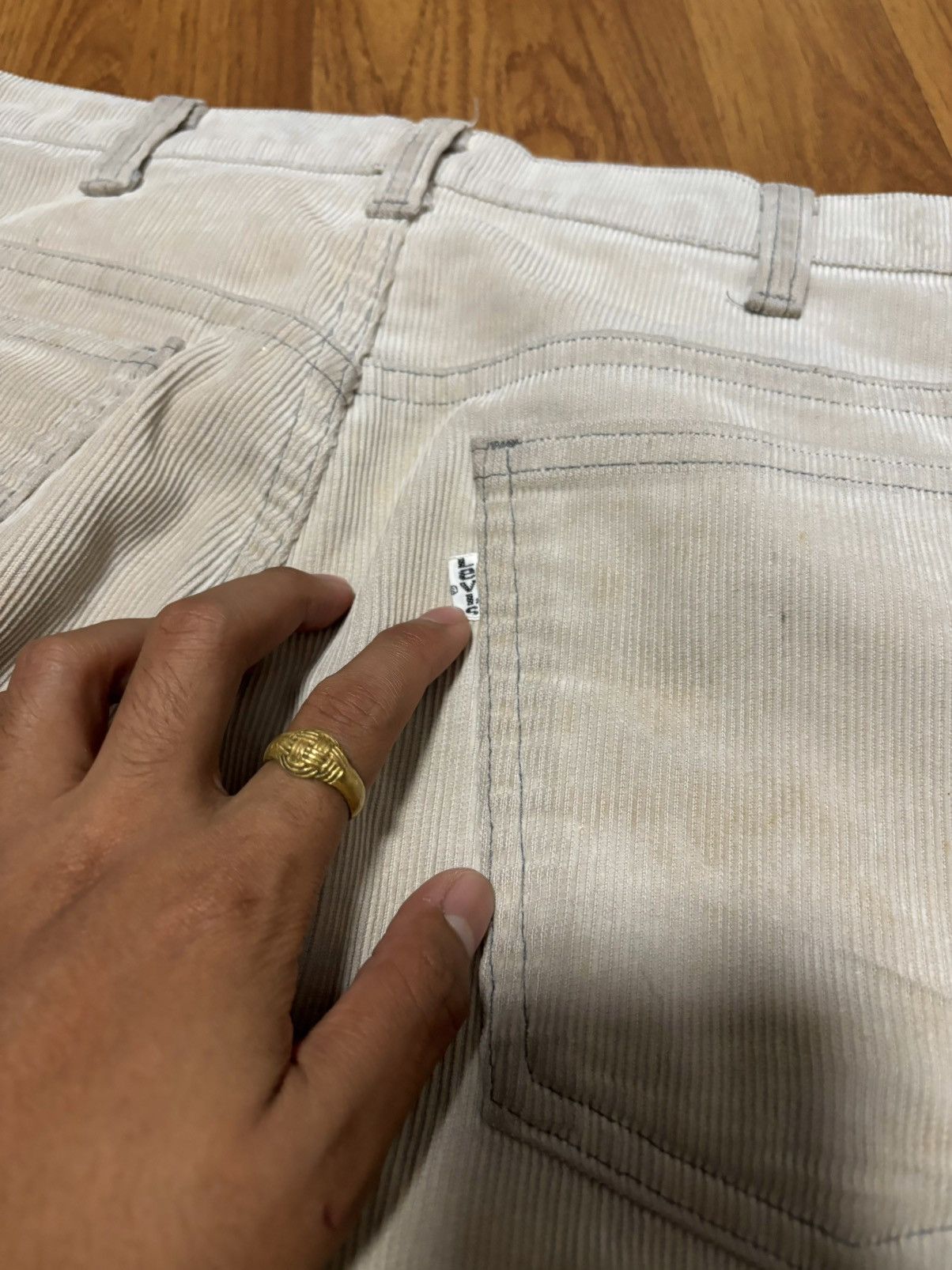 Levi's Vintage Levi’s Corduroy Flares Size US 32 / EU 48 - 9 Thumbnail