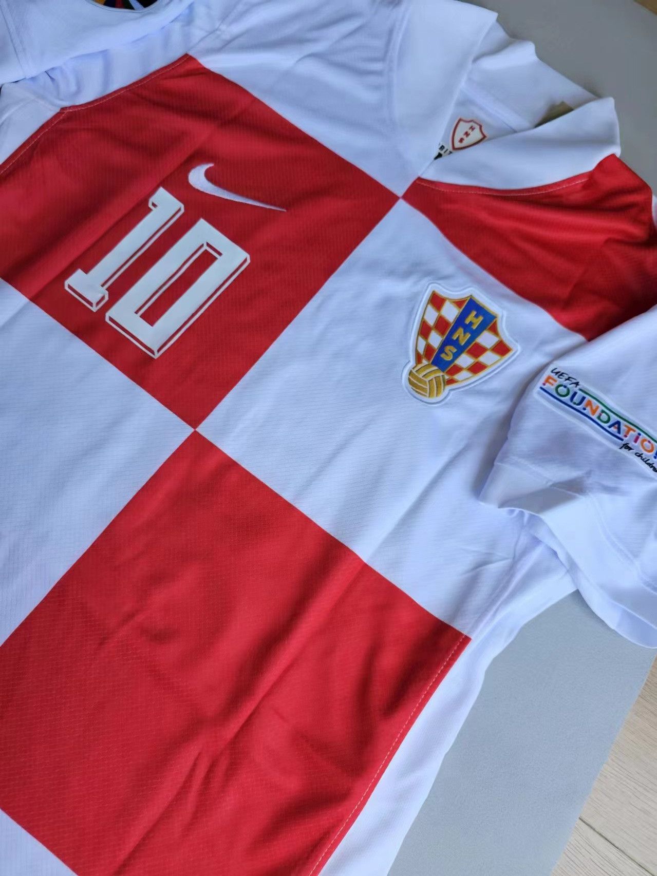 Other 2024 Euro Croatia #10 Luka Modrić Jersey Size US M / EU 48-50 / 2 - 3 Thumbnail