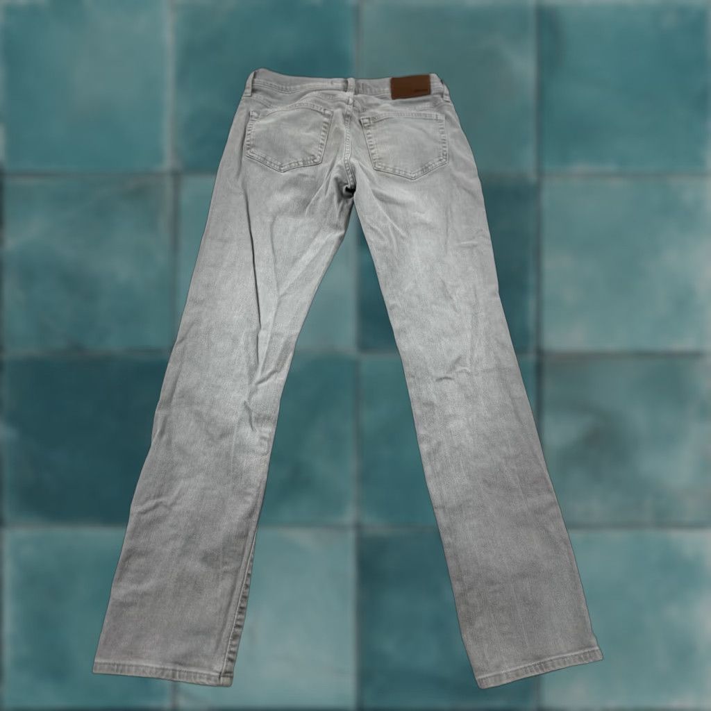 Madewell Madewell Jeans Men’s 29x32 Grey Denim Slim Athletic Slim Zip Button Logo Straight Preppy Classic Mens Size US 29 - 1 Thumbnail