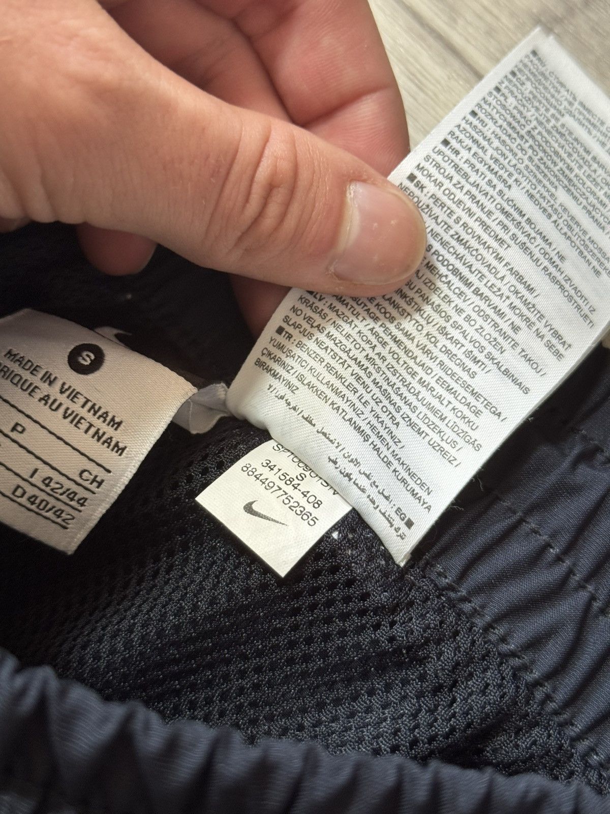 Nike Vintage Nike Track Pants Swoosh Nylon Y2K Drill Size US 31 - 6 Thumbnail