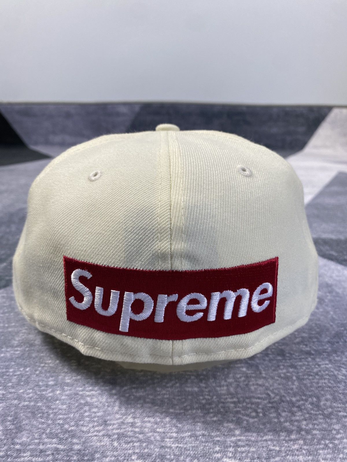 New Era × Supreme Supreme Reverse Box Logo Cap Size ONE SIZE - 4 Thumbnail