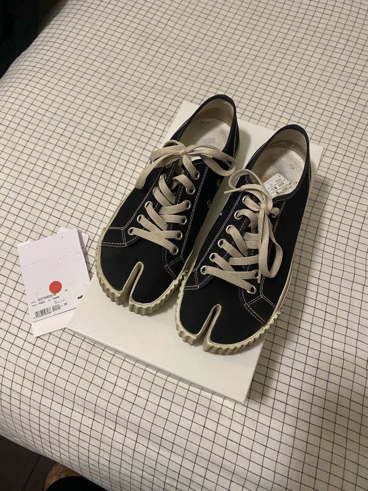 Maison Margiela Tabi Low Top Sneaker Size US 8.5 / EU 41-42 - 2 Thumbnail
