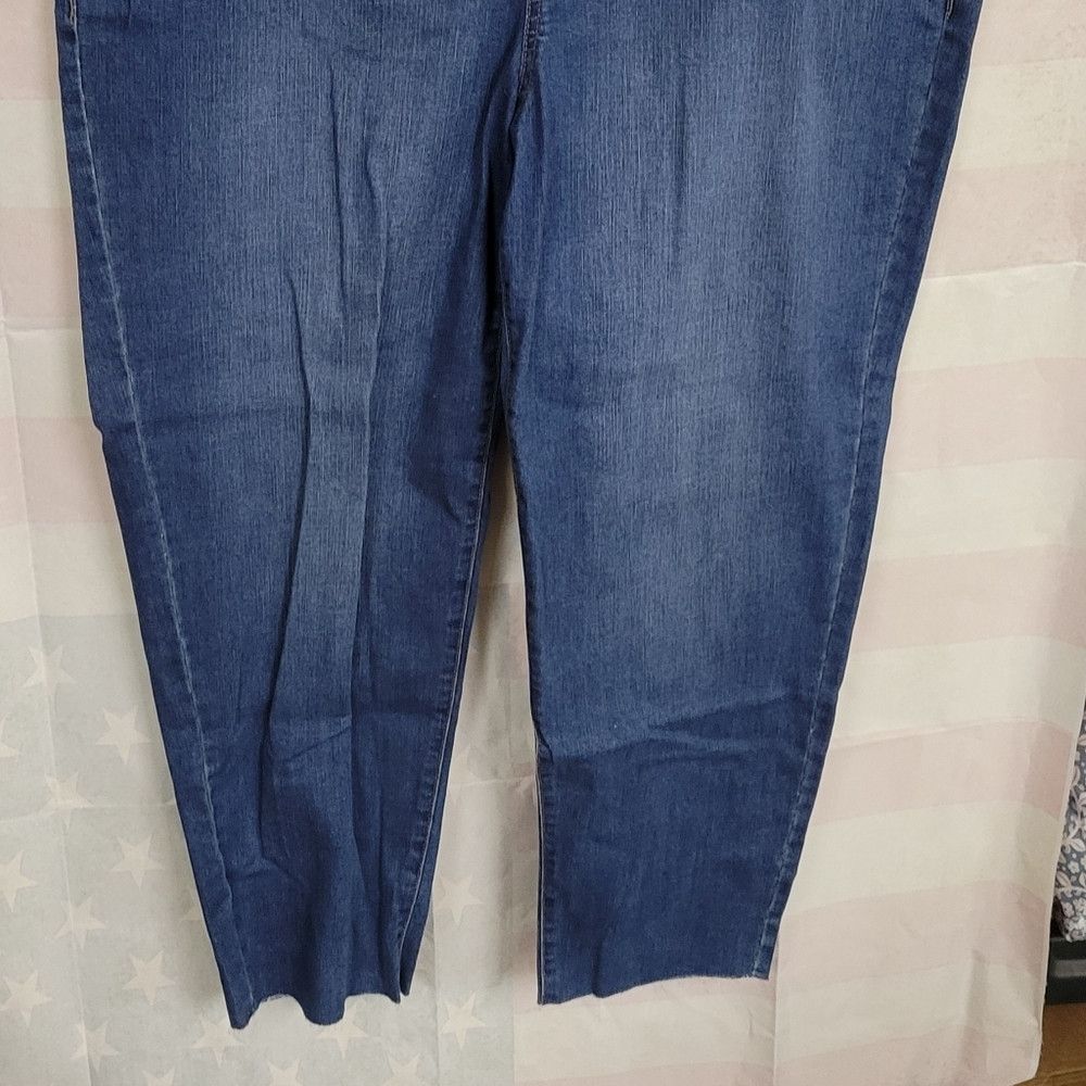 L.E.I. Lei Pull On Straight Leg Mid- Rise Comfort Stretch 2XL Juni Size 42" / US 20 - 6 Thumbnail