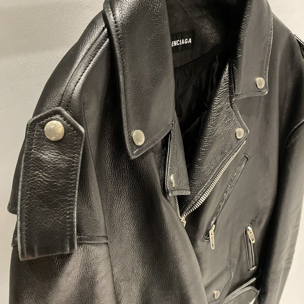 Balenciaga Balenciaga Painted Leather Biker Jacket Size US L / EU 52-54 / 3 - 8 Thumbnail