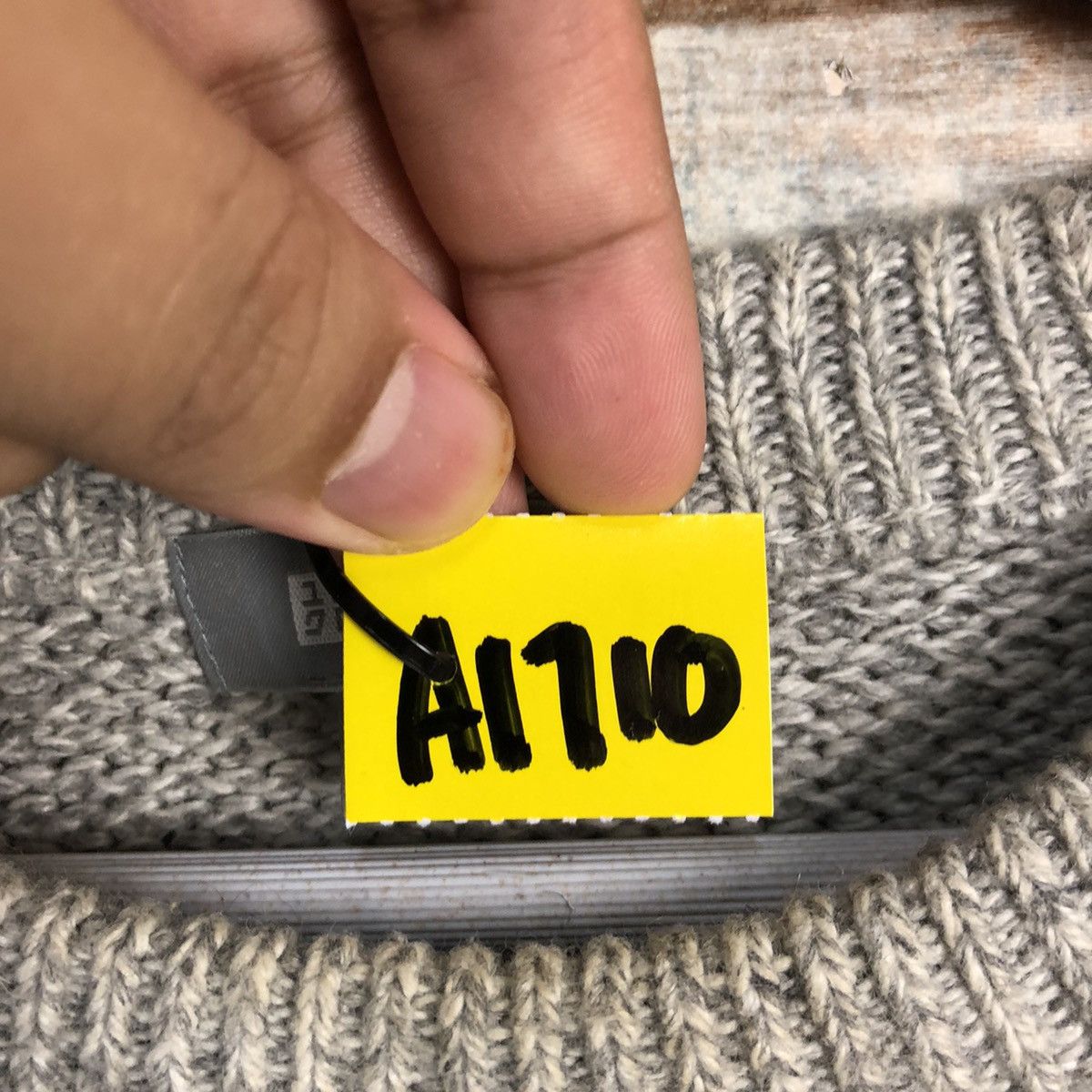 Homespun Knitwear × Japanese Brand × Vintage Uniqlo Heatech Grey Knitwear #A1710 Size XL / US 12-14 / IT 48-50 - 9 Thumbnail