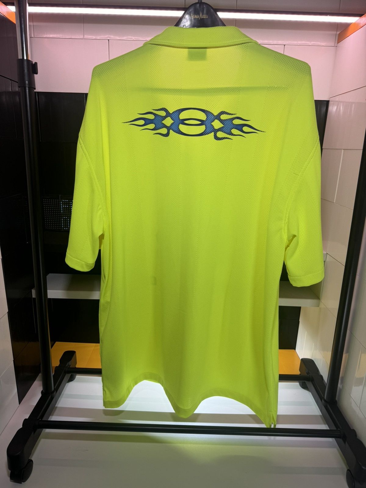 Balenciaga Balenciaga Fluo Yellow Striped Mesh Shirt Size XL Size US XL / EU 56 / 4 - 3 Thumbnail