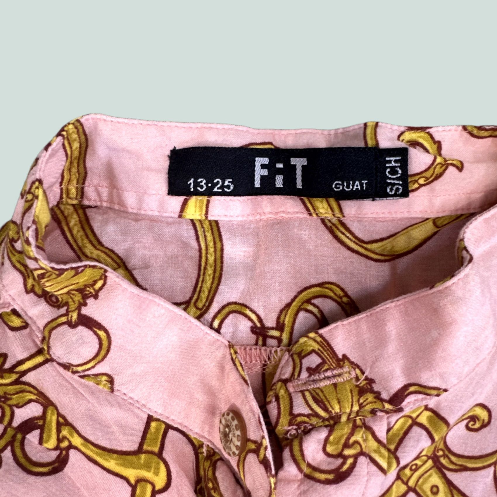 Vintage Women’s Button-Up Shirt Size Small Pink Unbranded Shirt Women XS- Adult Small? Size S / US 4 / IT 40 - 1 Thumbnail