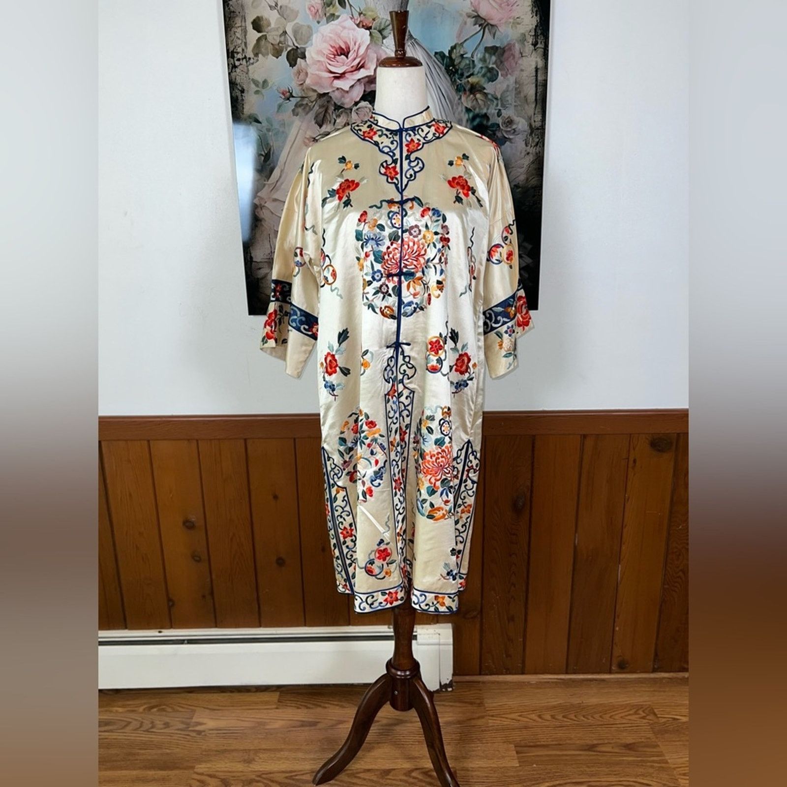 Vintage Spectacular Vintage 1930s/40s Embroidered Silk Kimono! Size ONE SIZE - 2 Thumbnail