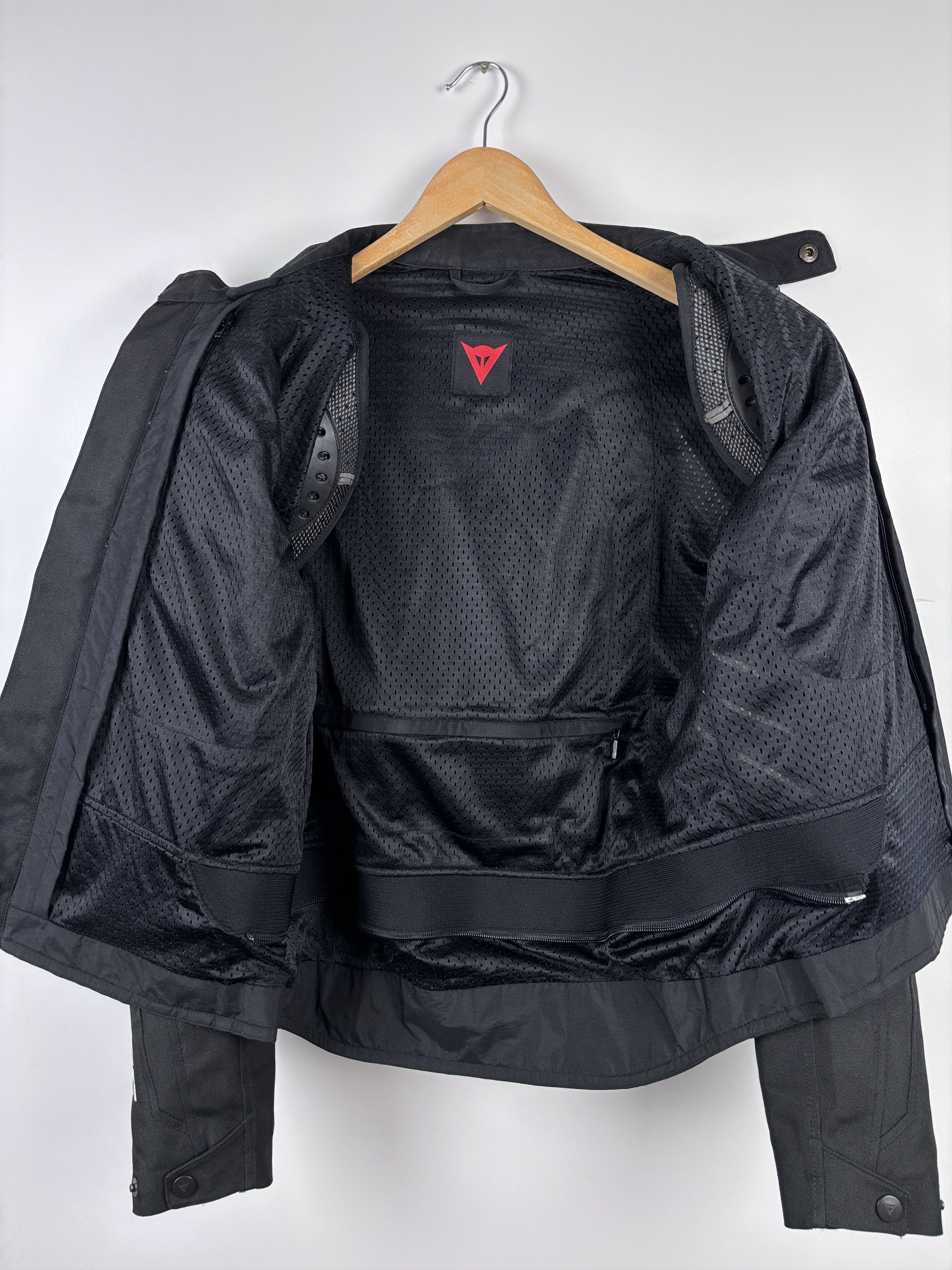 Dainese Dainese 2 Piece Motorcycle Suit Jacket & Trousers Black 50 Size US M / EU 48-50 / 2 - 5 Thumbnail