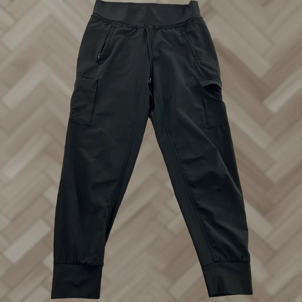 Athleta Athleta Sutton Cargo Pocket Lightweight Stretch Jogger Pants Women's 4 Black Jogger Pants Womens 4 Black Nike Size 27" / US 4 / IT 40 - 1 Thumbnail