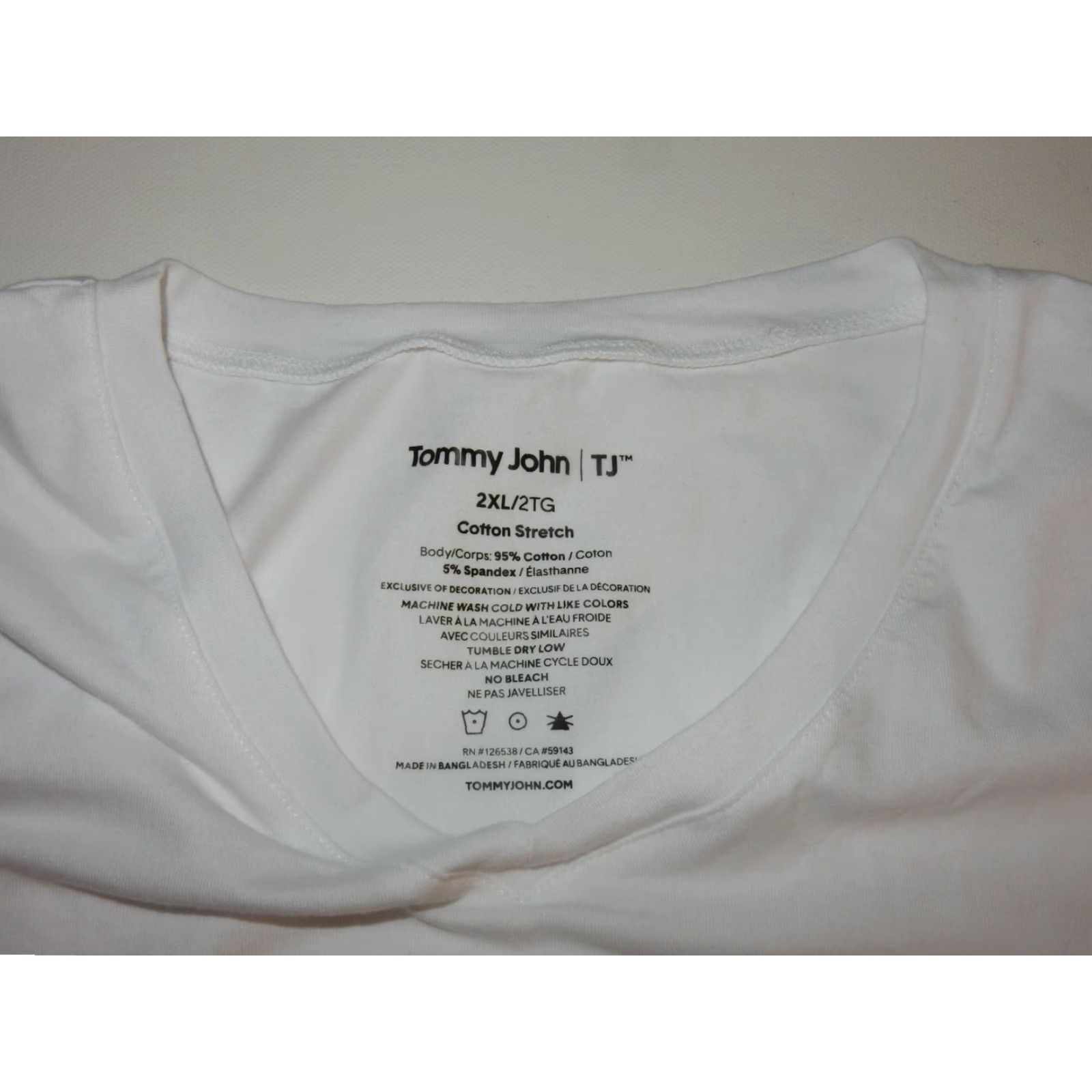 Vintage Tommy John Men's T-Shirt 2XL Short Sleeve Cotton Solid White Men's Clothes Size US XXL / EU 58 / 5 - 2 Thumbnail