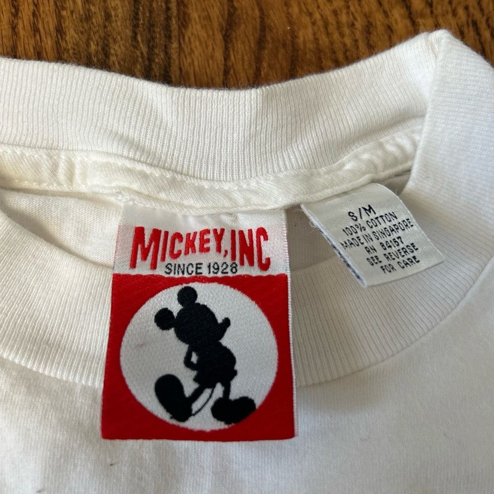 Disney Vintage Disney Parks Eeyore Tshirt Size S/M Size S / US 4 / IT 40 - 3 Thumbnail