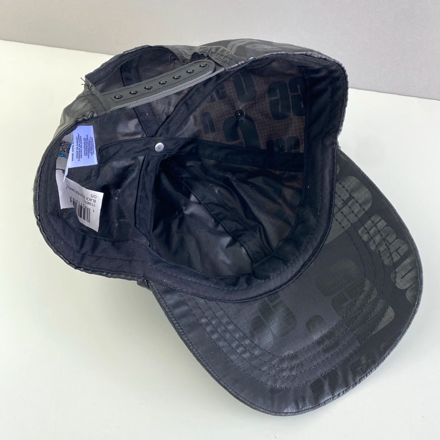Ugg UGG Snapback Hat Black All Over Print 90s Style Adjustable One Size Mens Womens Boys Girls Size ONE SIZE - 6 Thumbnail